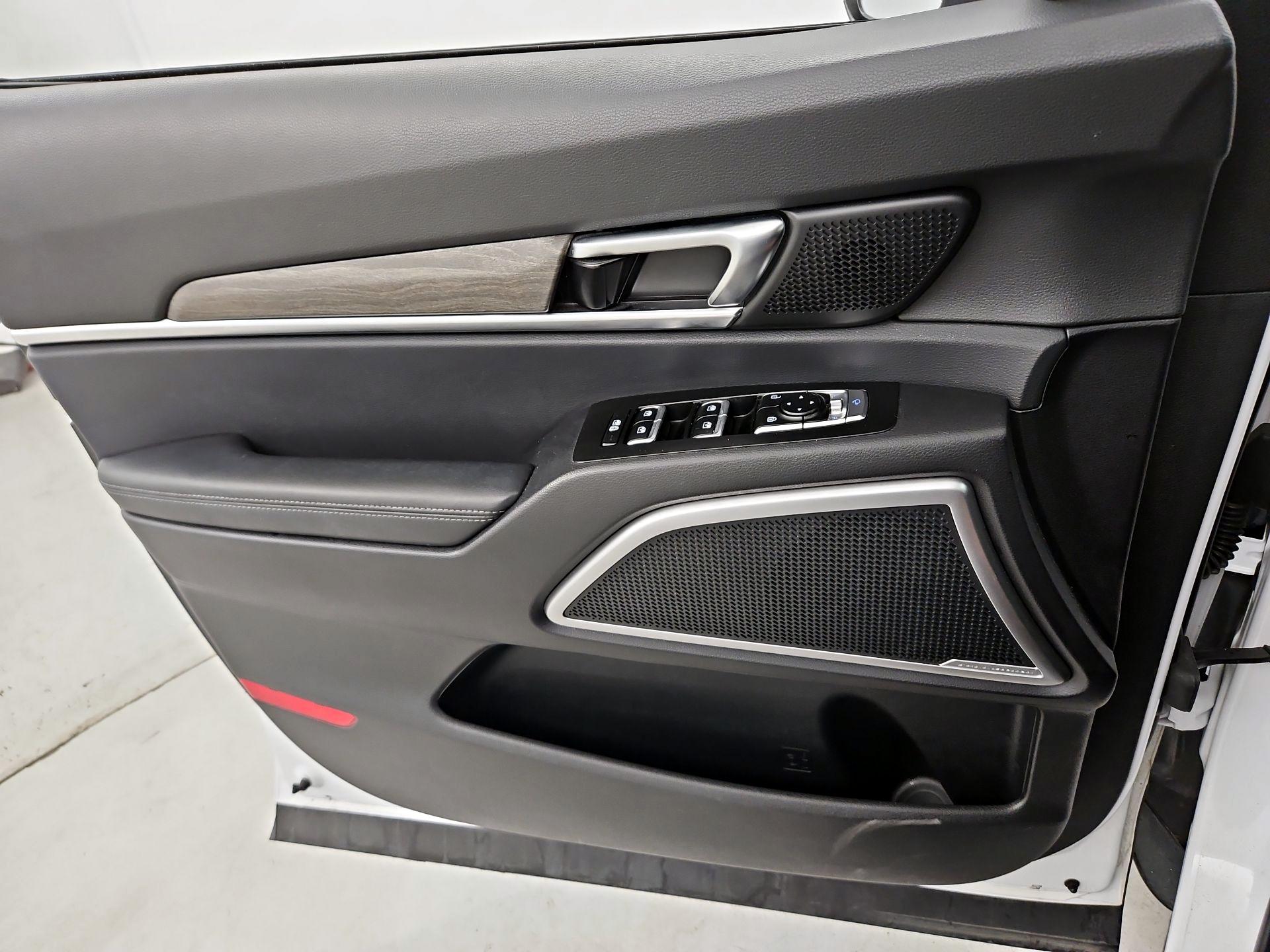 Thumbnail: 2022 Kia Telluride - 12