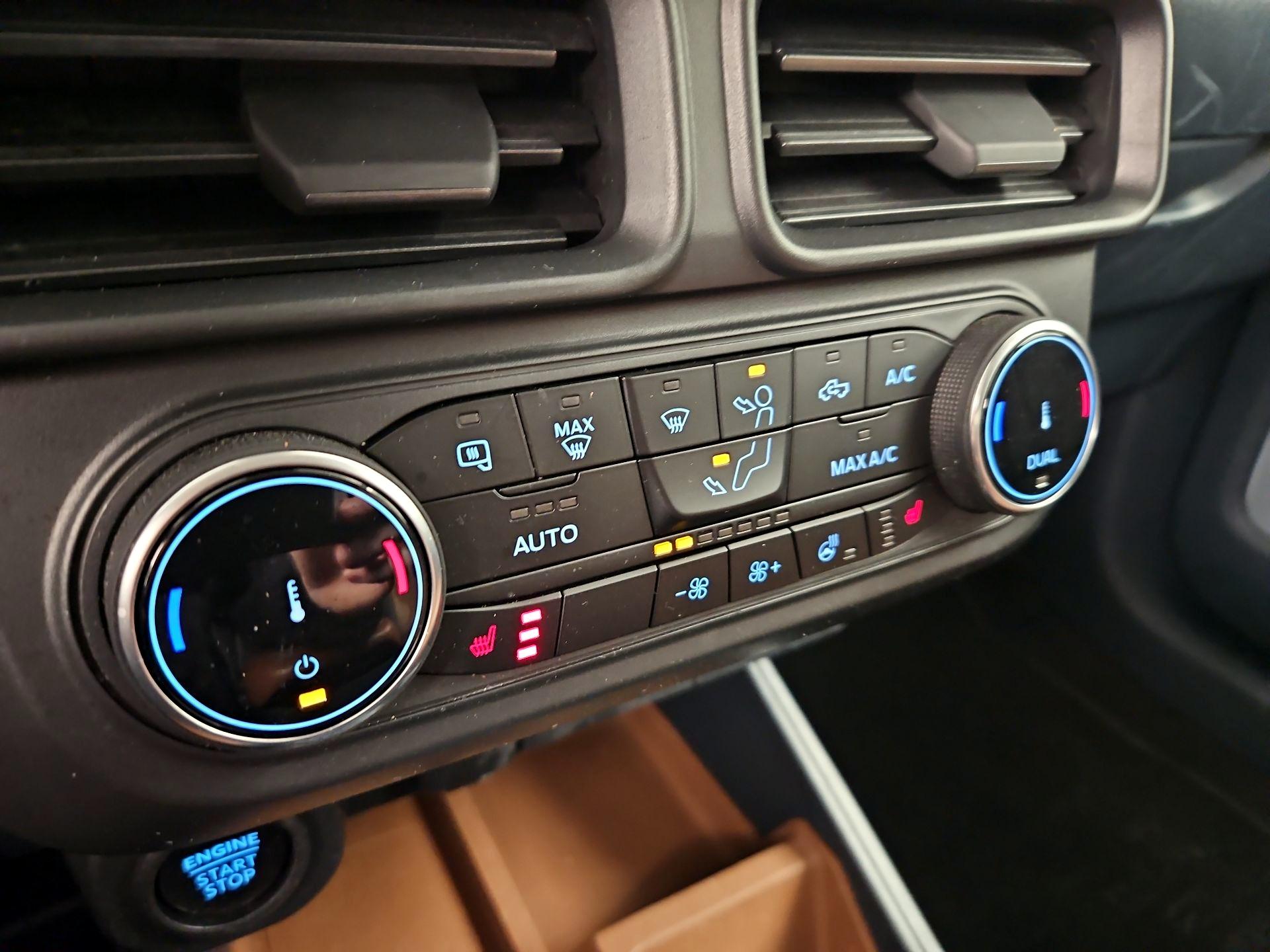 Thumbnail: 2023 Ford Maverick - 17