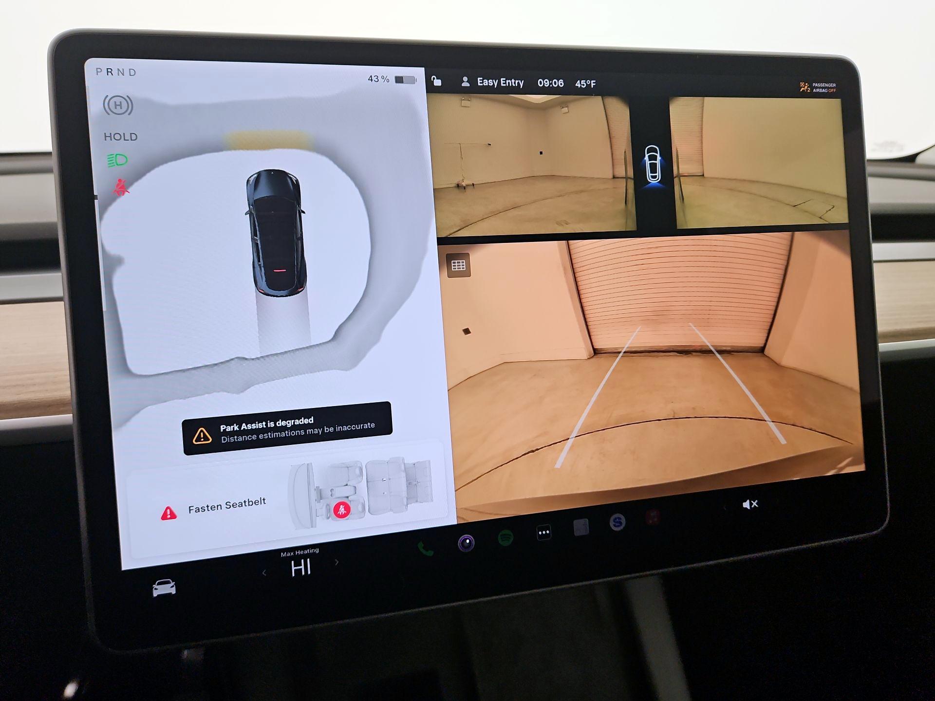 Thumbnail: 2025 Tesla Model Y - 14