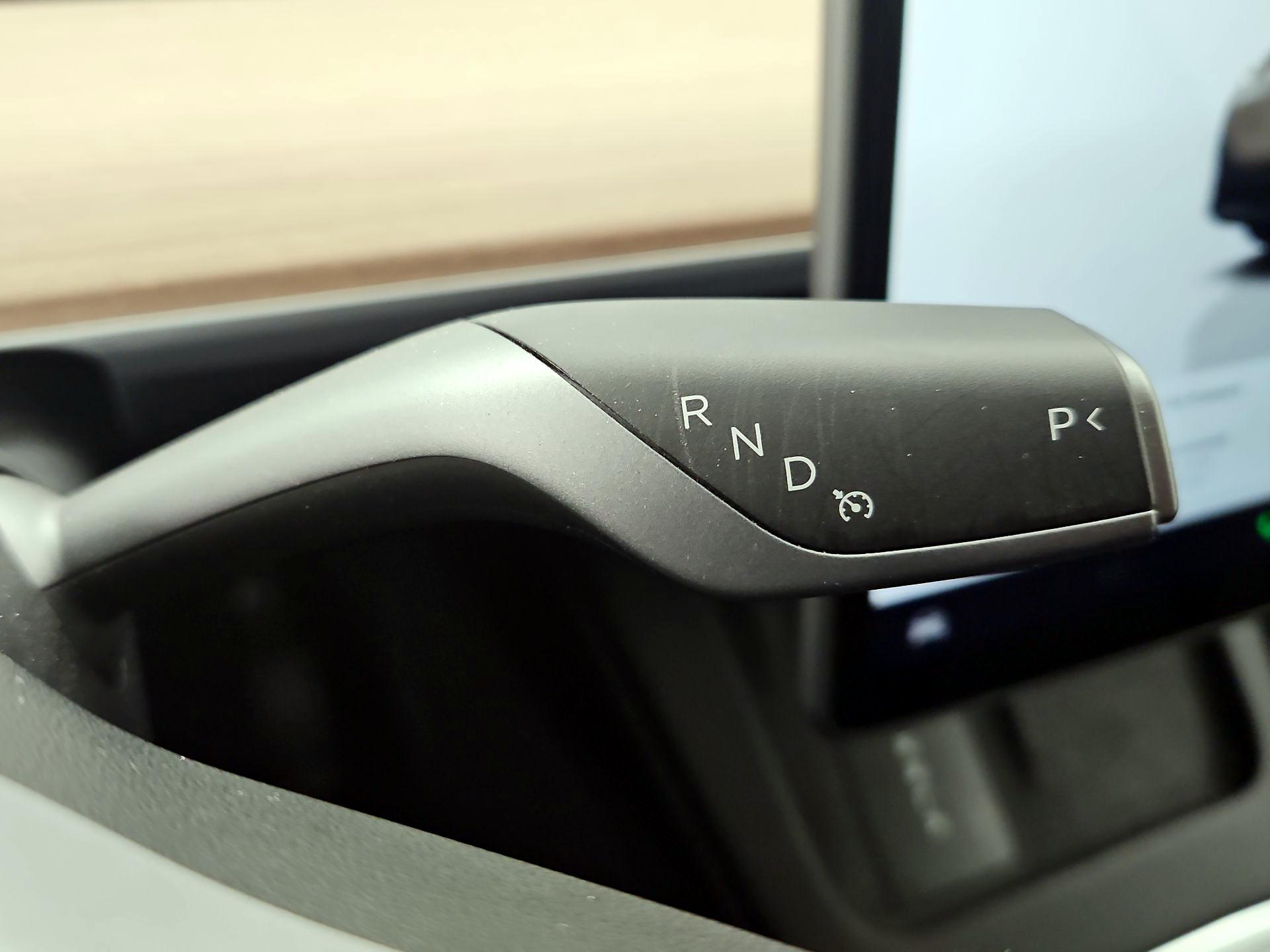 Thumbnail: 2025 Tesla Model Y - 17