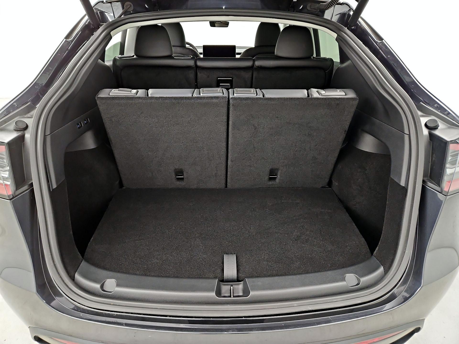 Thumbnail: 2025 Tesla Model Y - 20