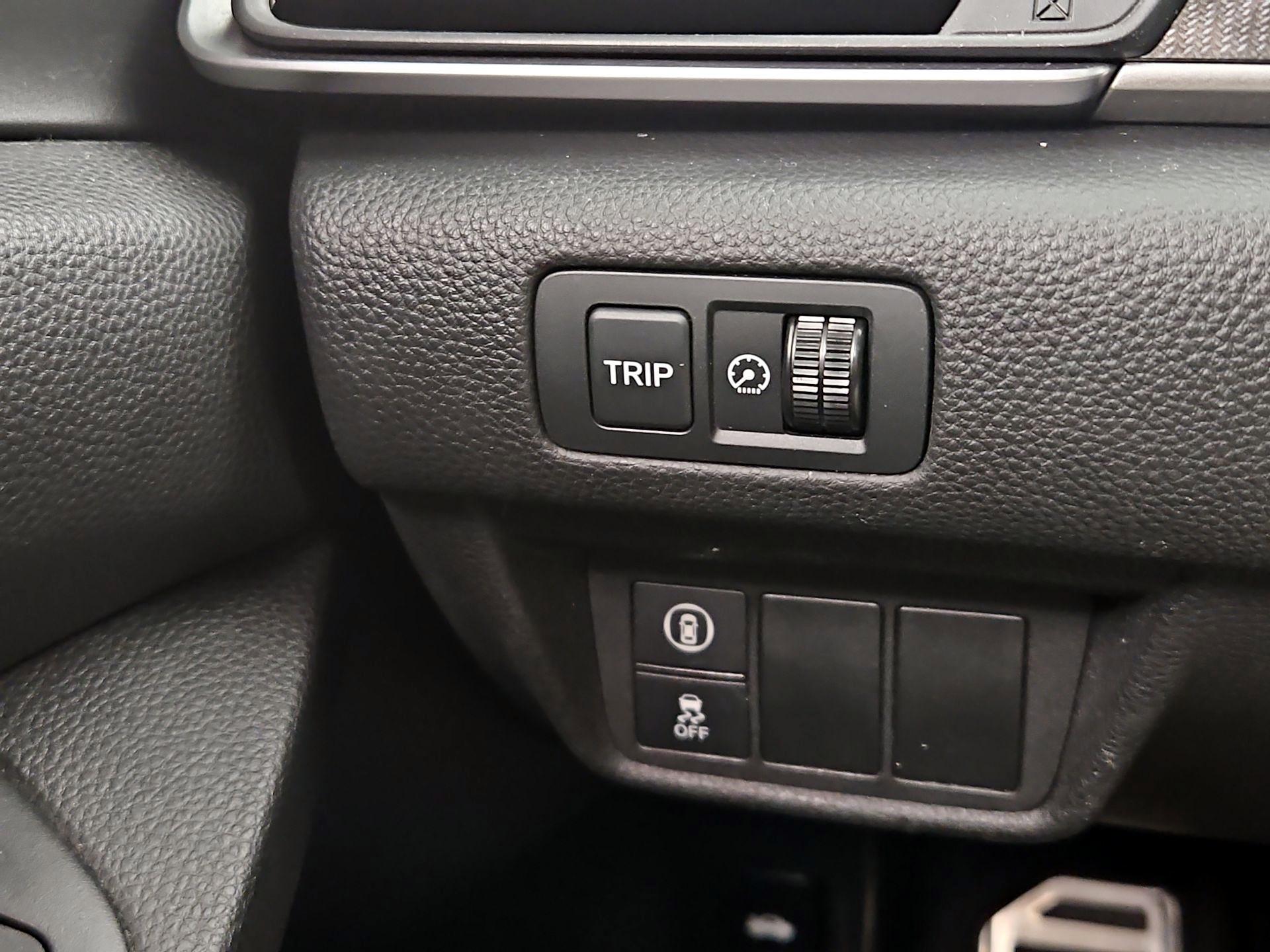 Thumbnail: 2018 Honda Accord - 13