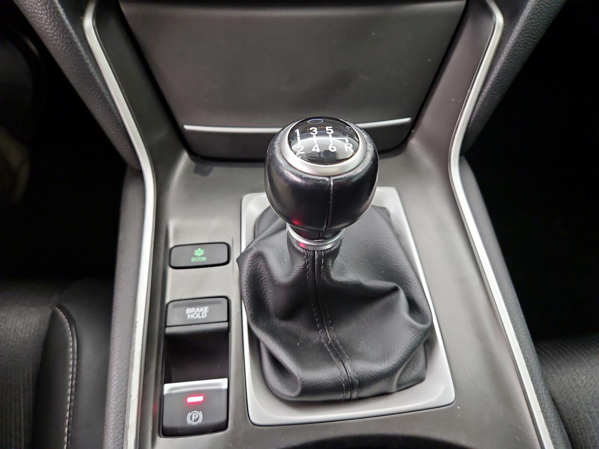 Thumbnail: 2018 Honda Accord - 17