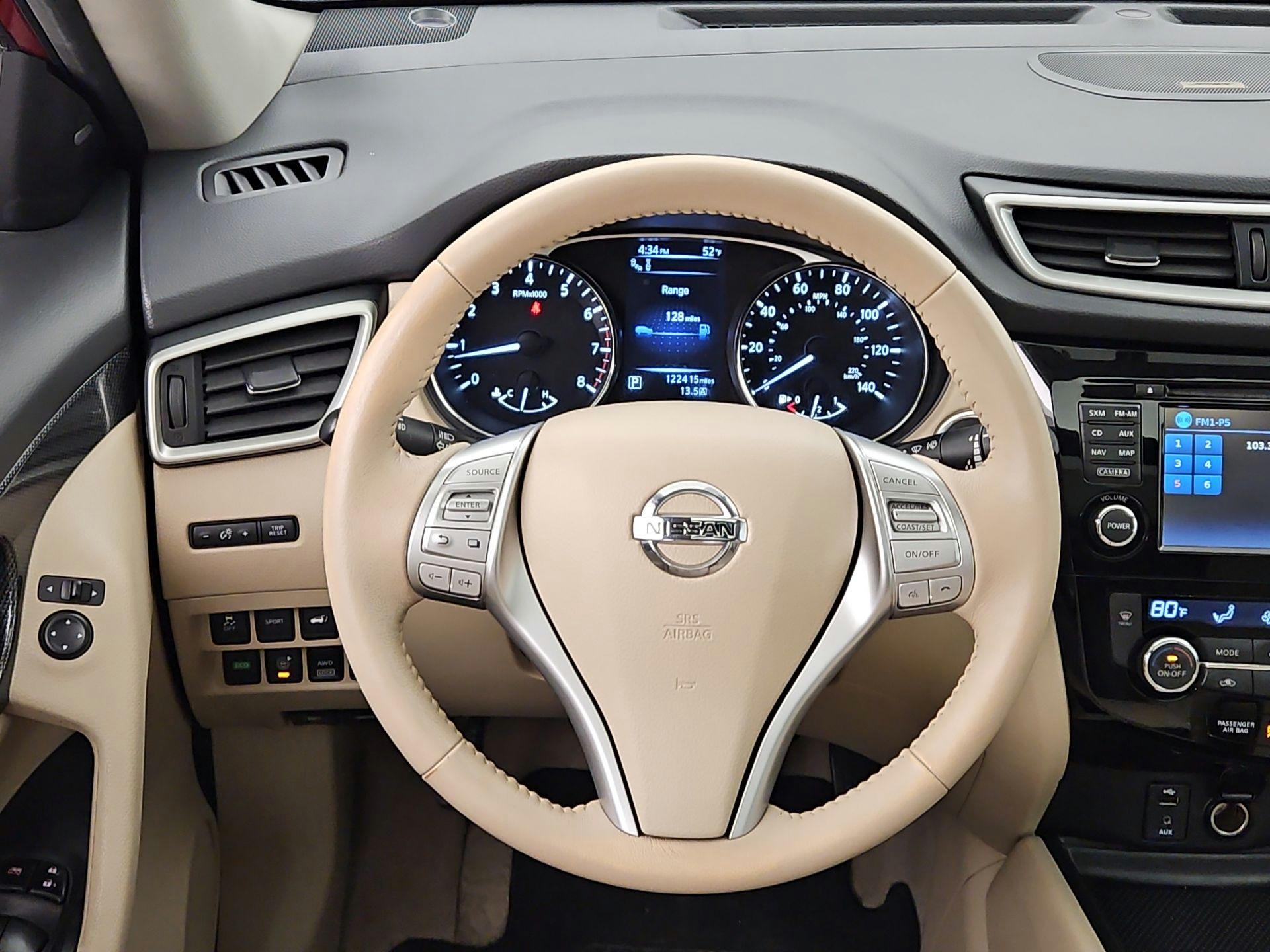 Thumbnail: 2015 Nissan Rogue - 10