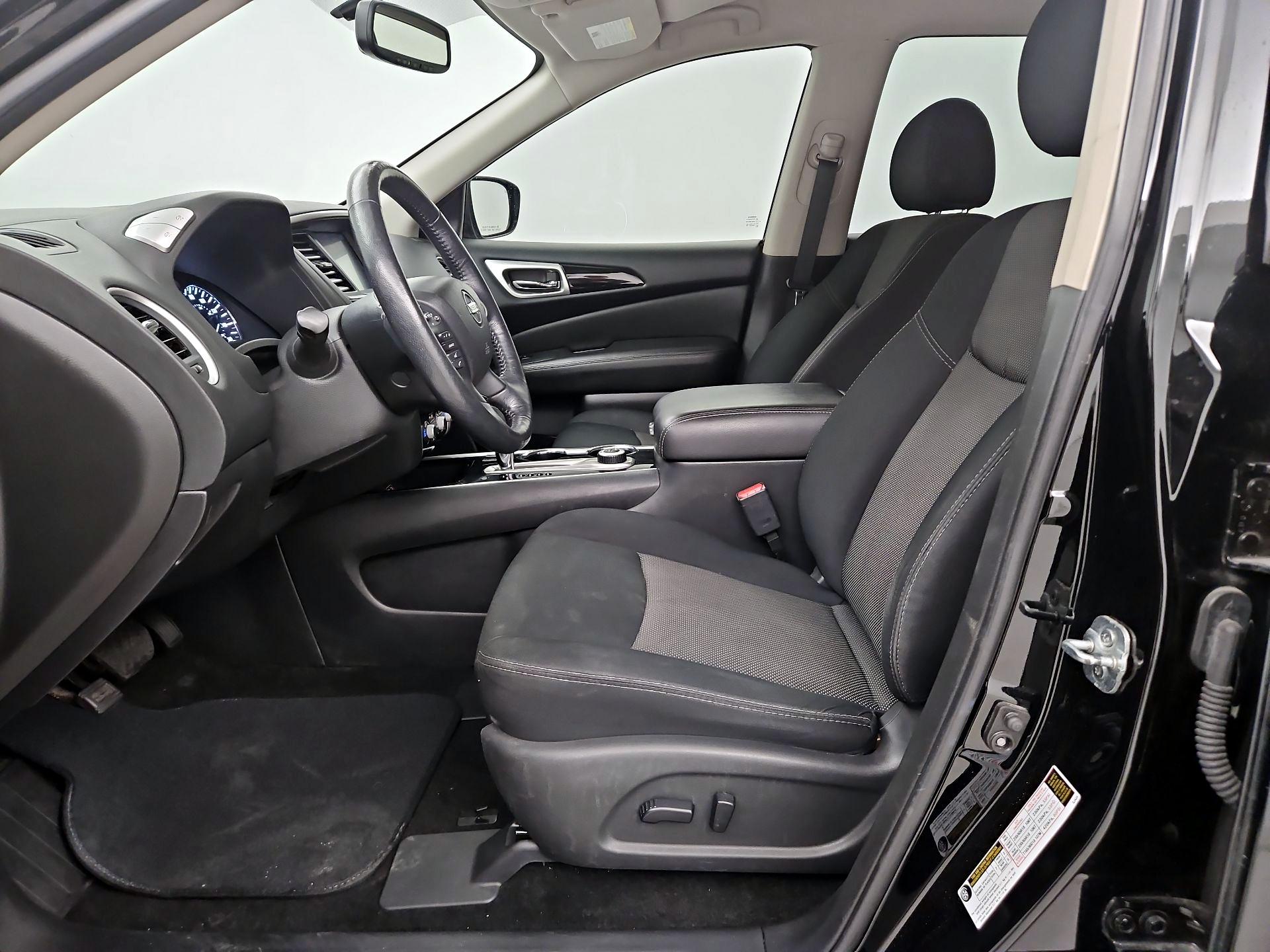 Thumbnail: 2018 Nissan Pathfinder - 11