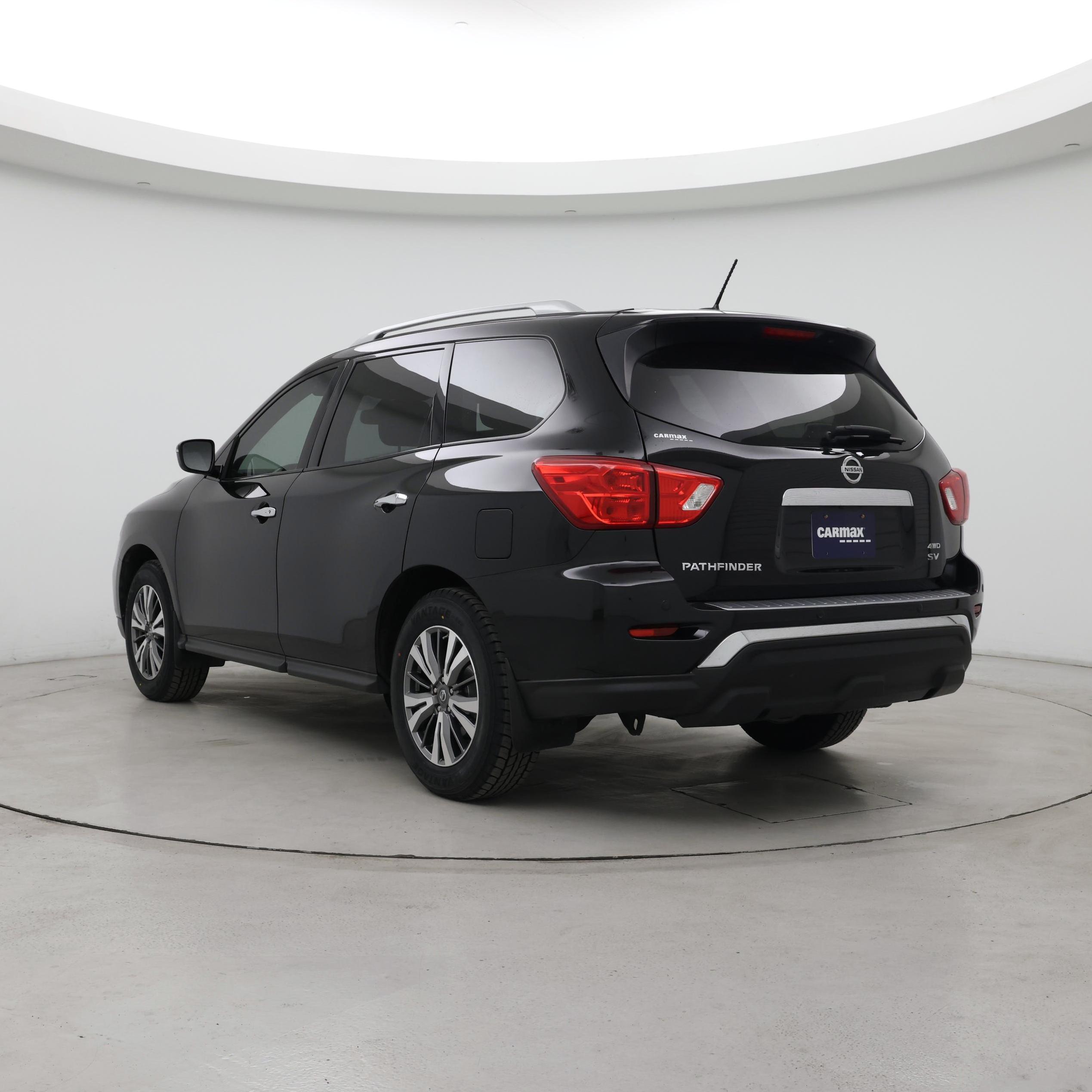 Thumbnail: 2018 Nissan Pathfinder - 2