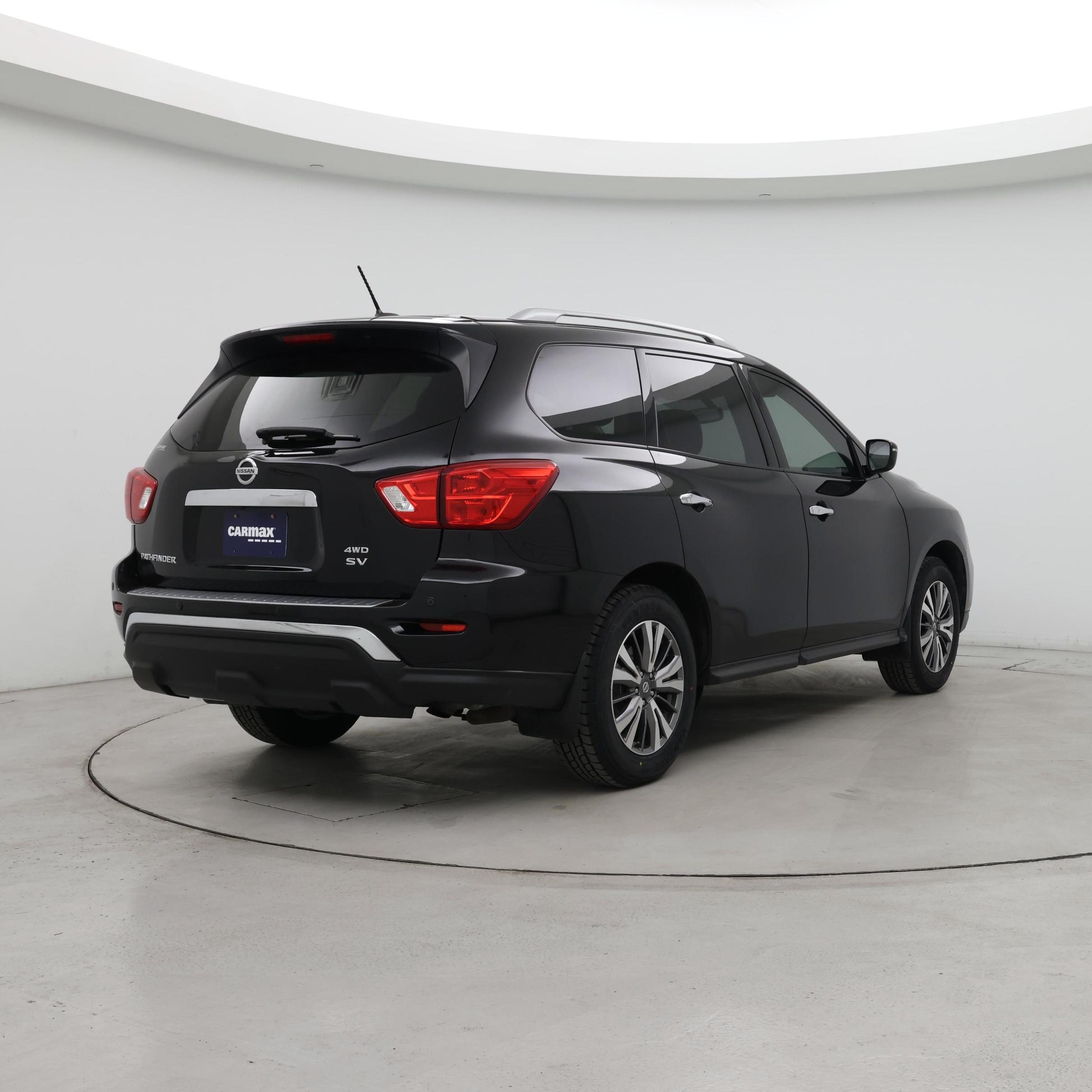 Thumbnail: 2018 Nissan Pathfinder - 8