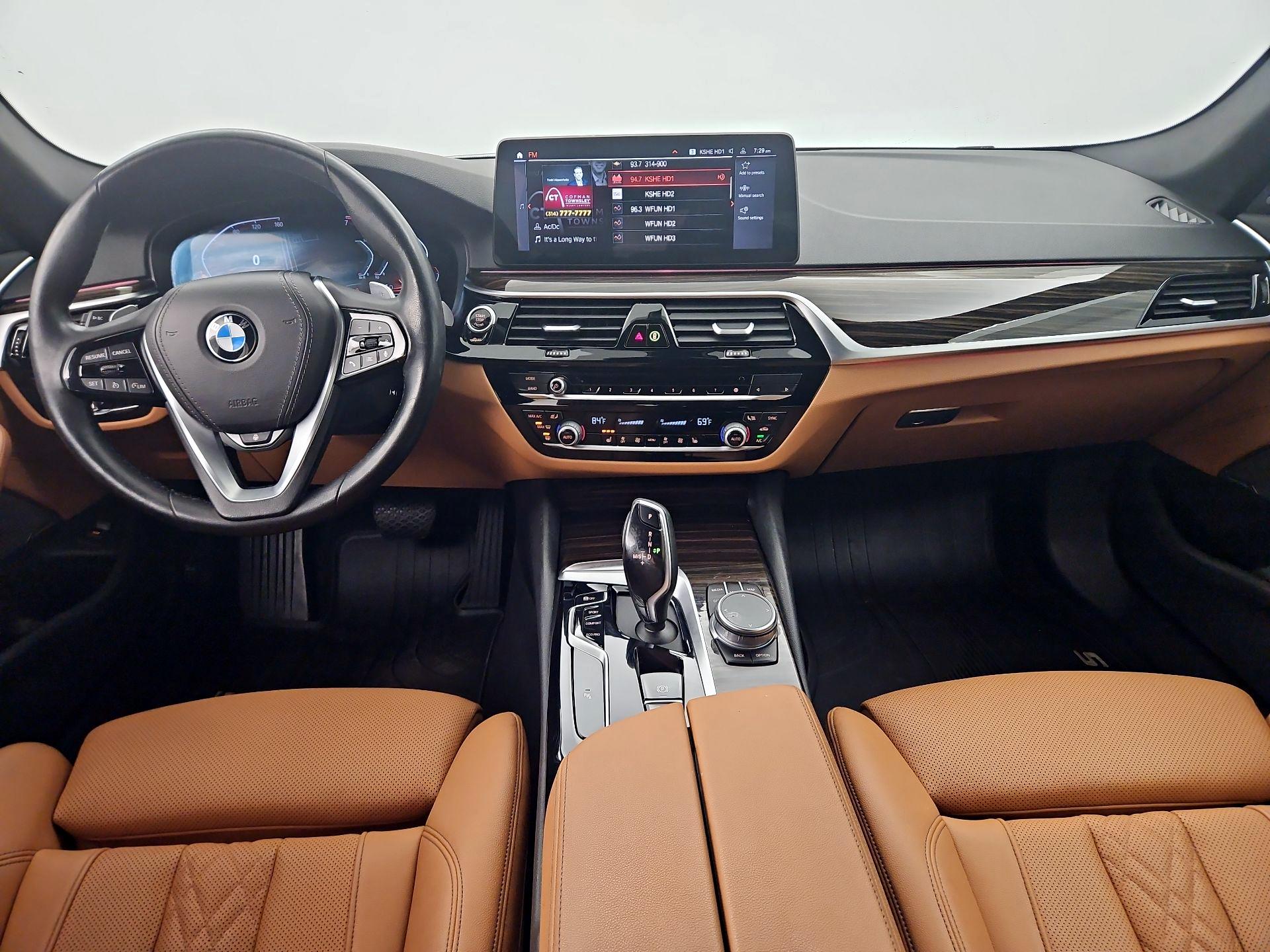 Thumbnail: 2021 BMW 5 Series - 9