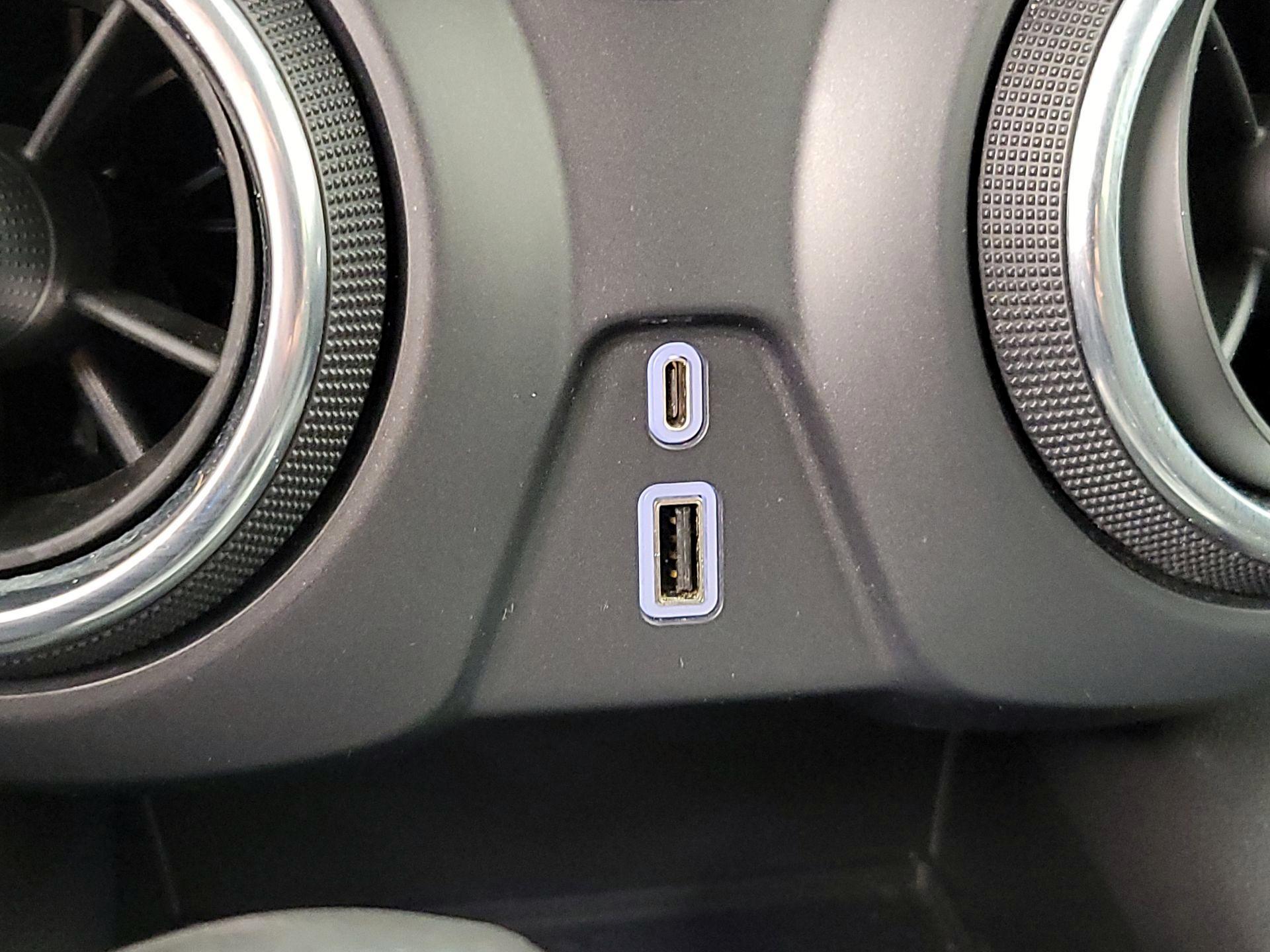 Thumbnail: 2021 Chevrolet Blazer - 18