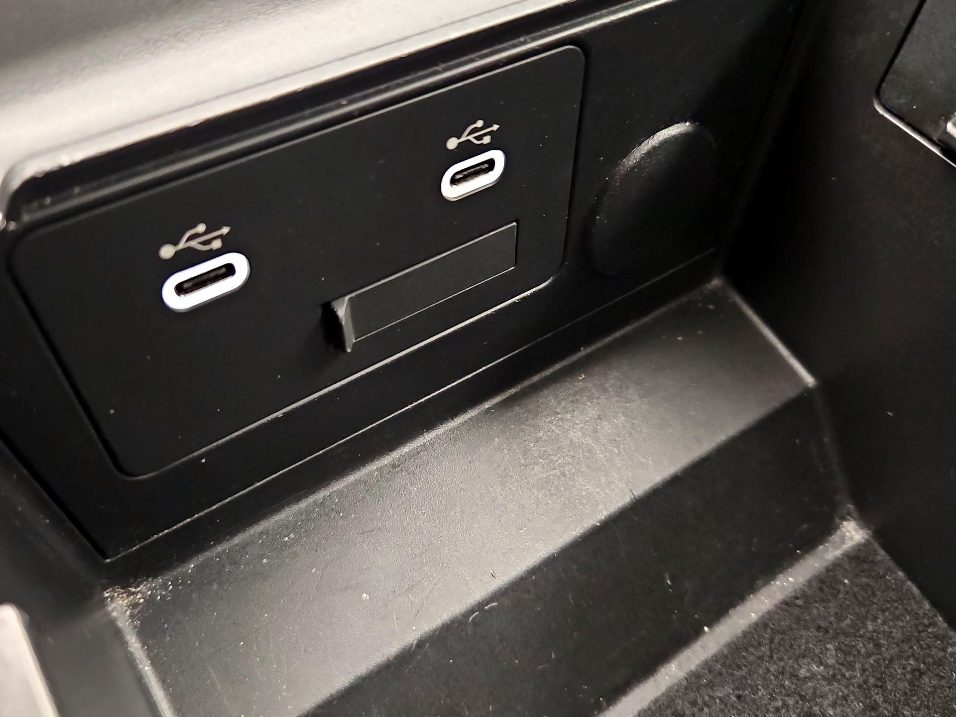 Thumbnail: 2024 Mazda Mazda3 - 18