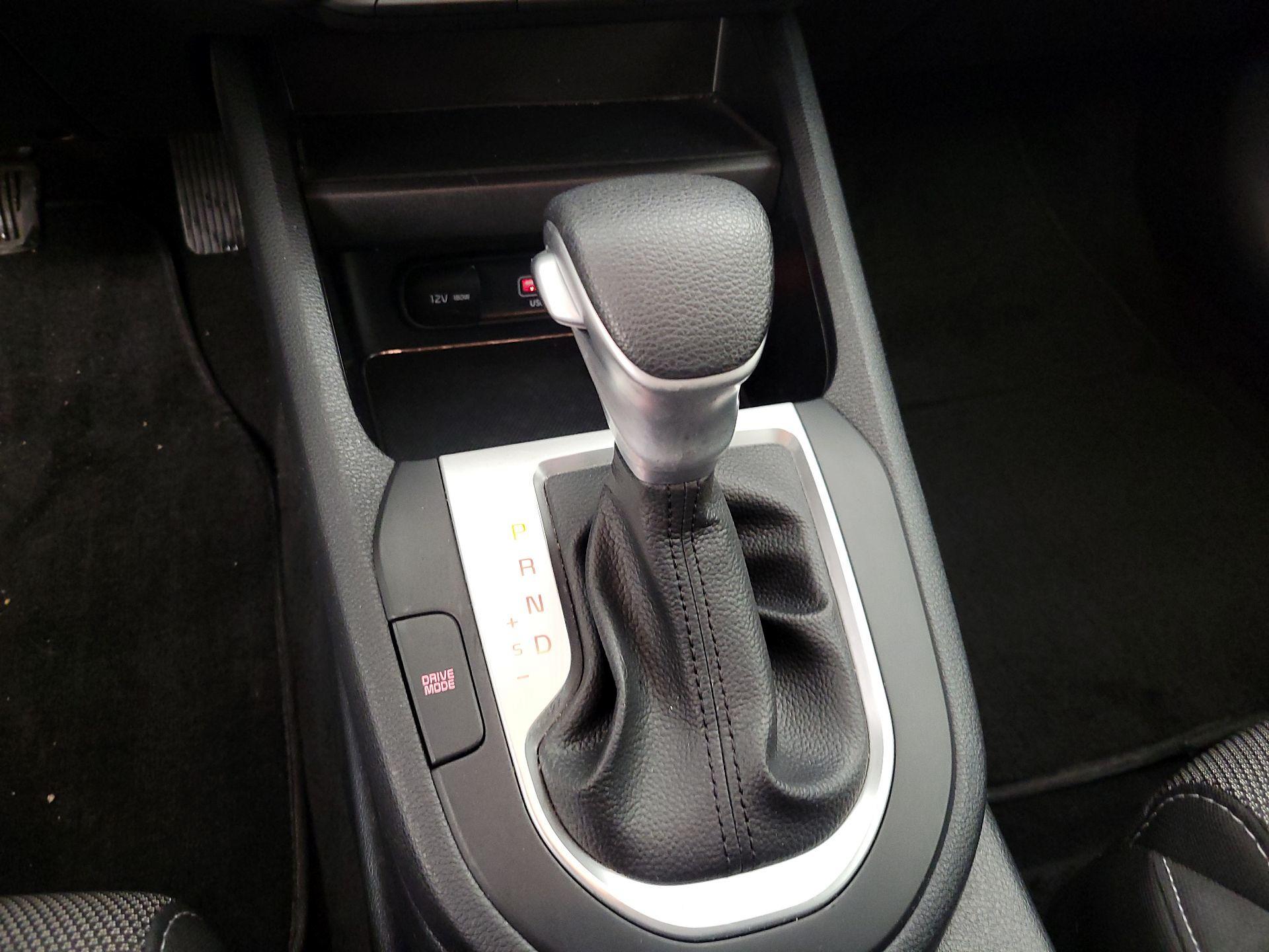 Thumbnail: 2024 Kia Forte - 17