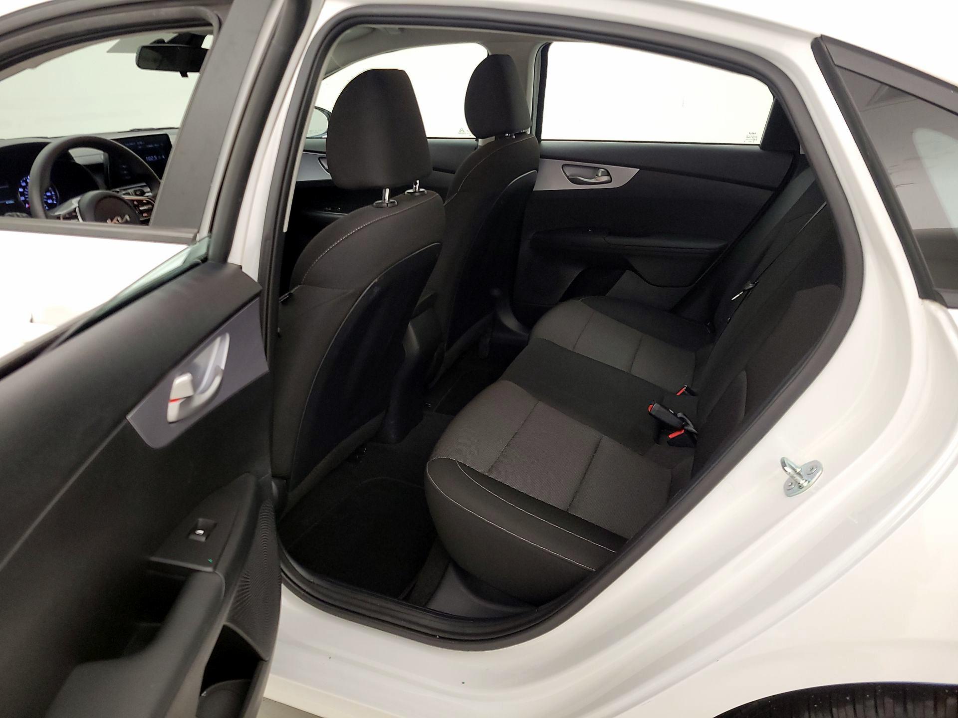 Thumbnail: 2024 Kia Forte - 19