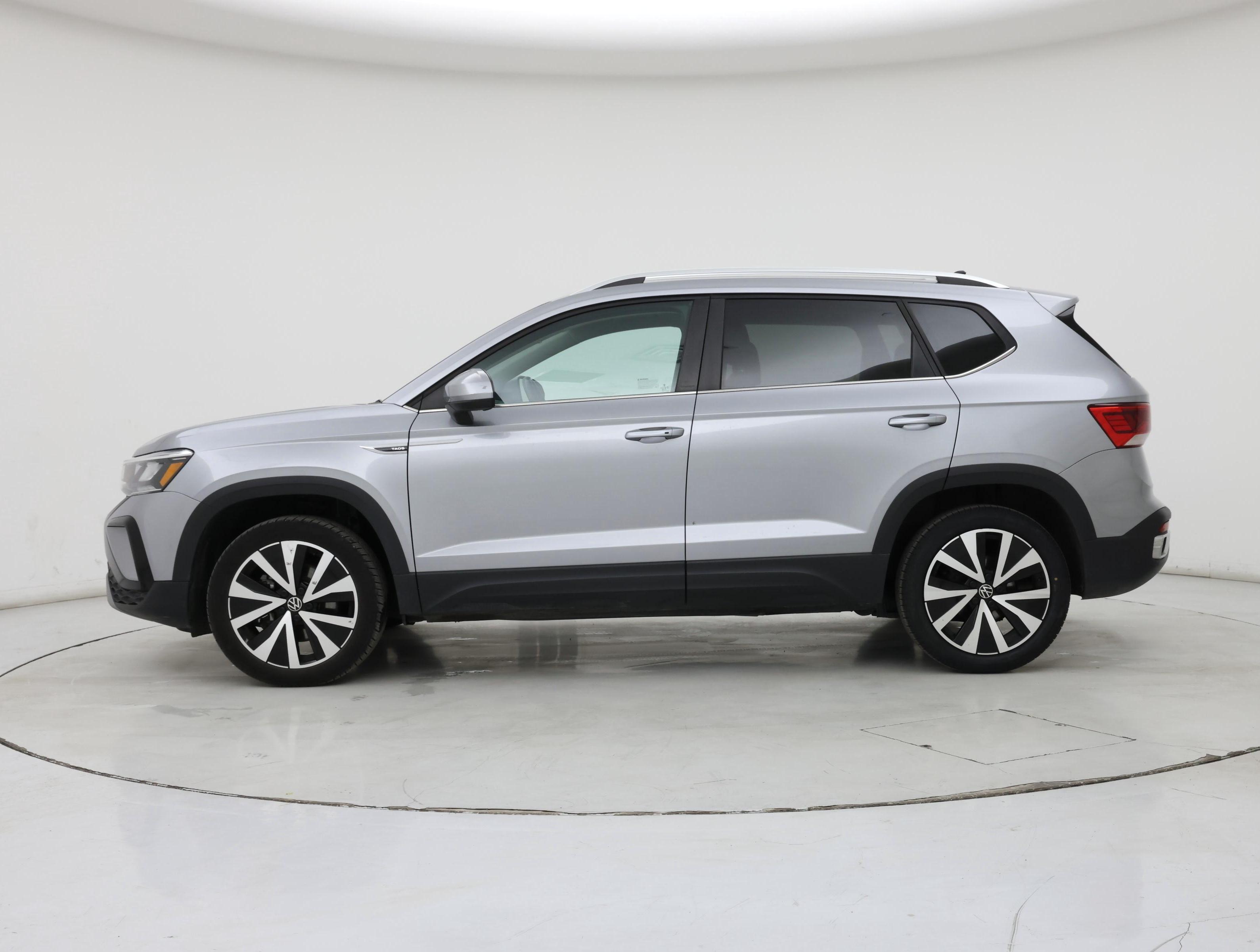 Thumbnail: 2024 Volkswagen Taos - 3