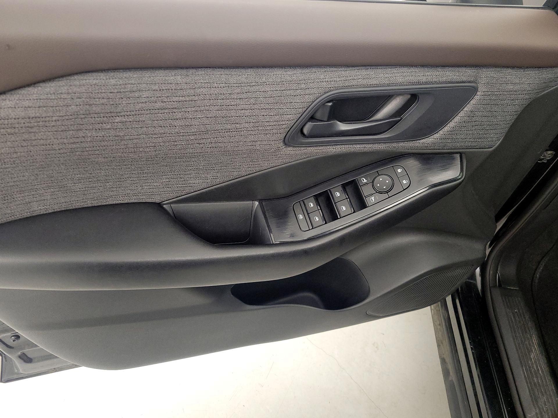 Thumbnail: 2023 Nissan Rogue - 12