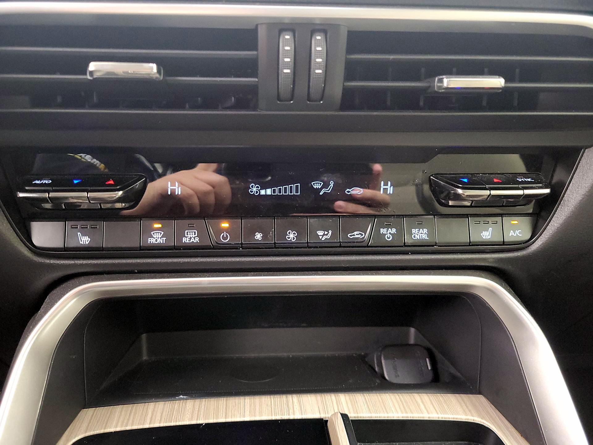 Thumbnail: 2025 Mazda CX-90 - 17