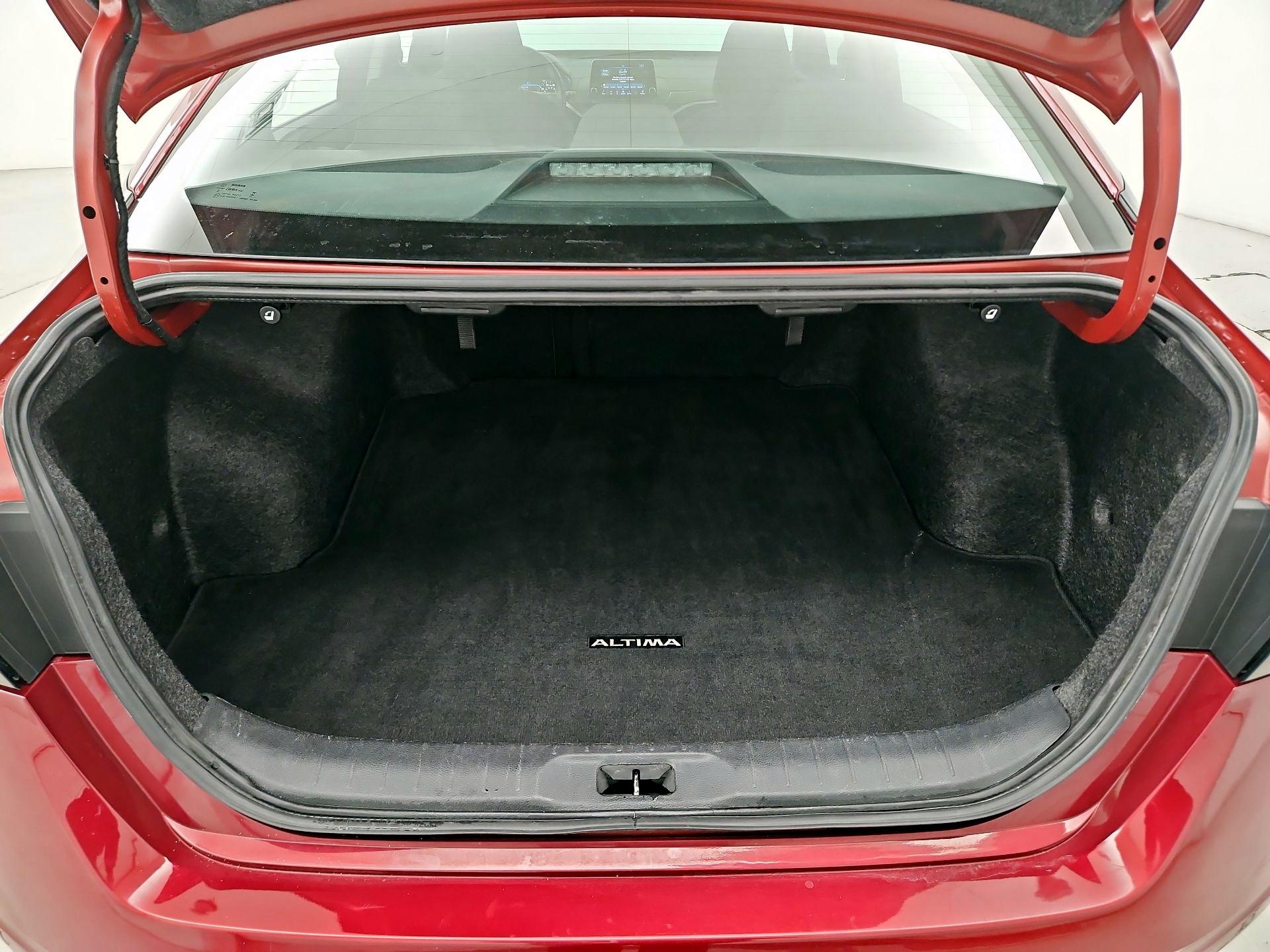 Thumbnail: 2024 Nissan Altima - 20