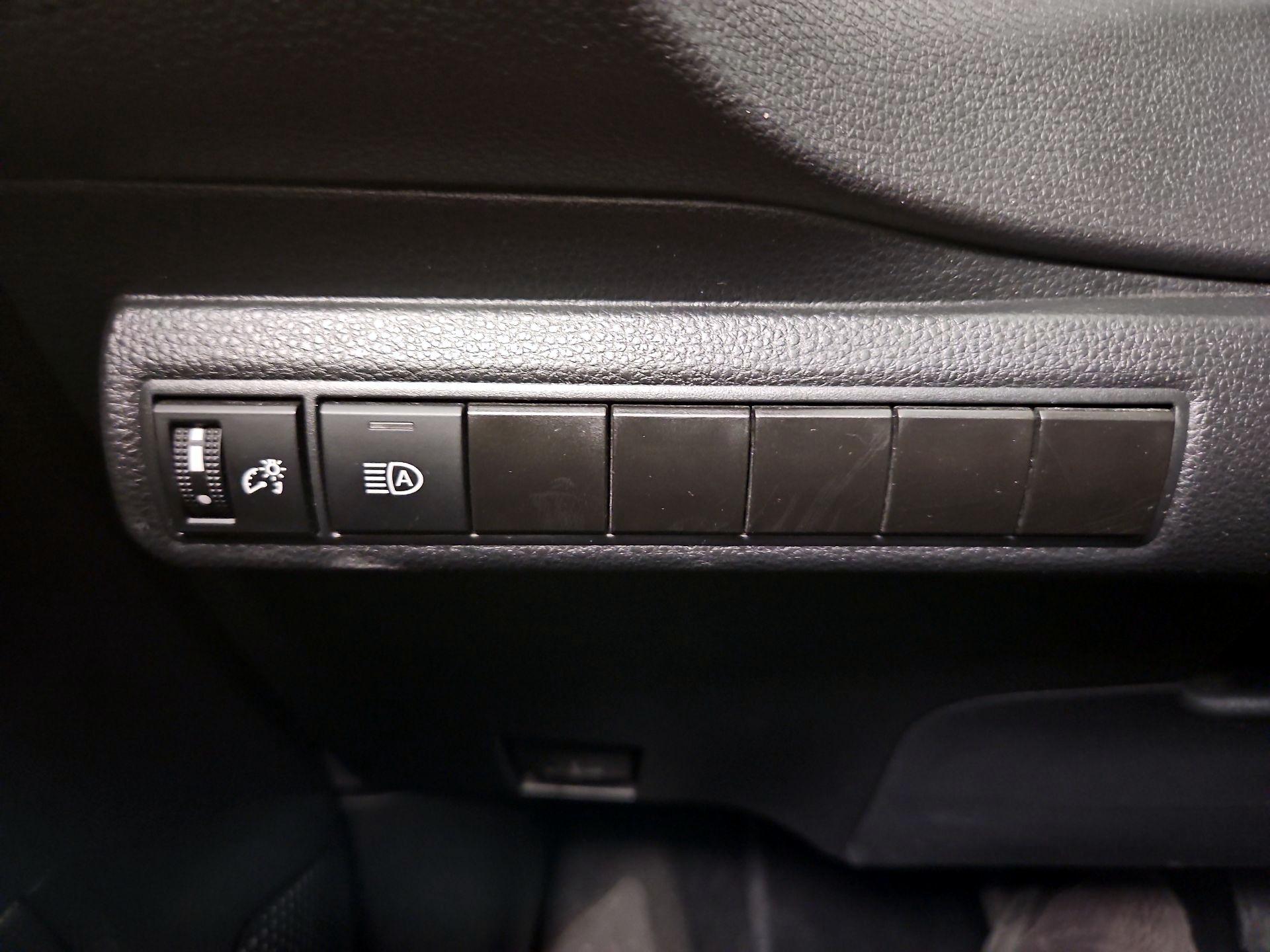 Thumbnail: 2024 Toyota Corolla - 13