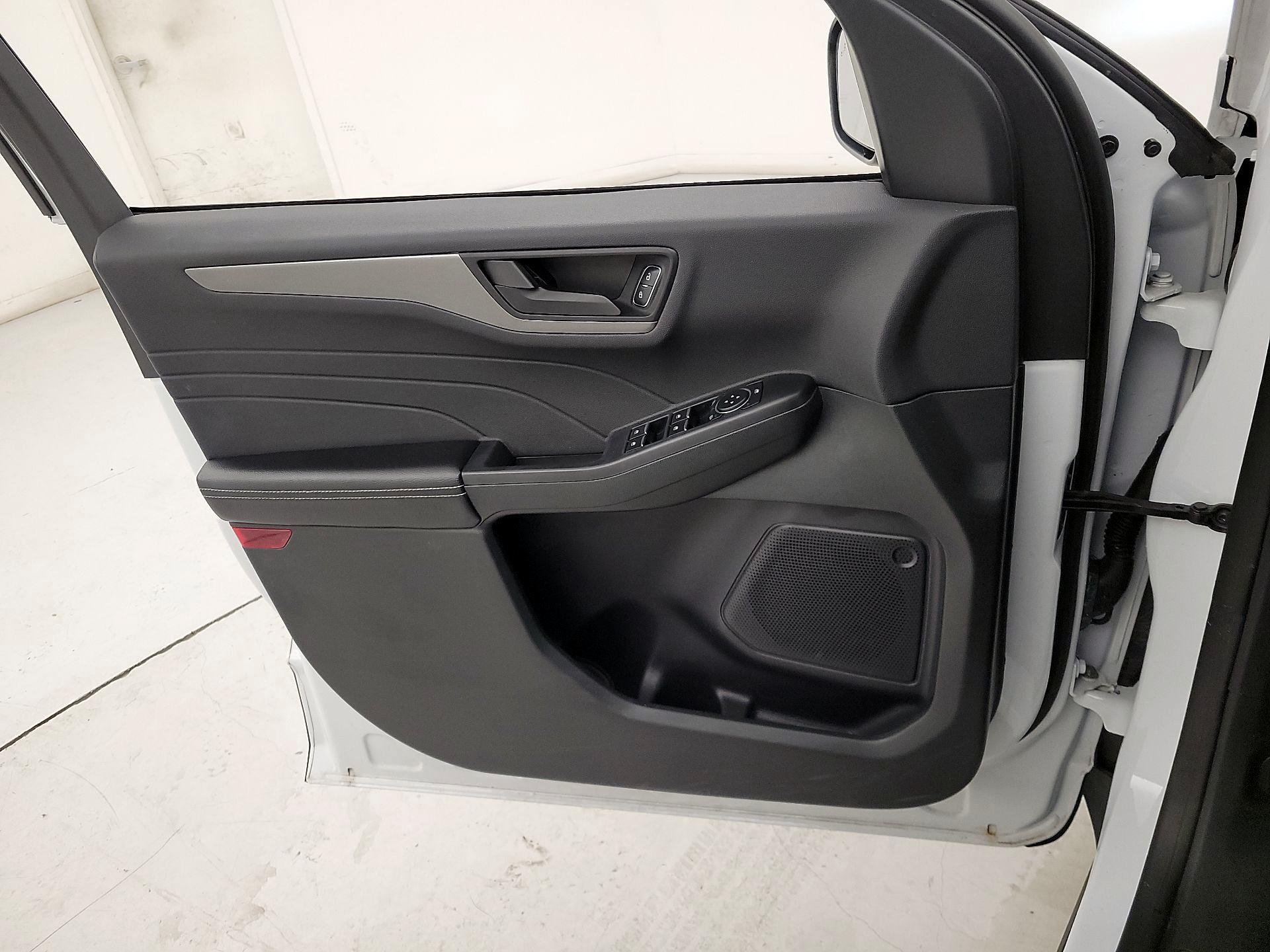 Thumbnail: 2023 Ford Escape - 12