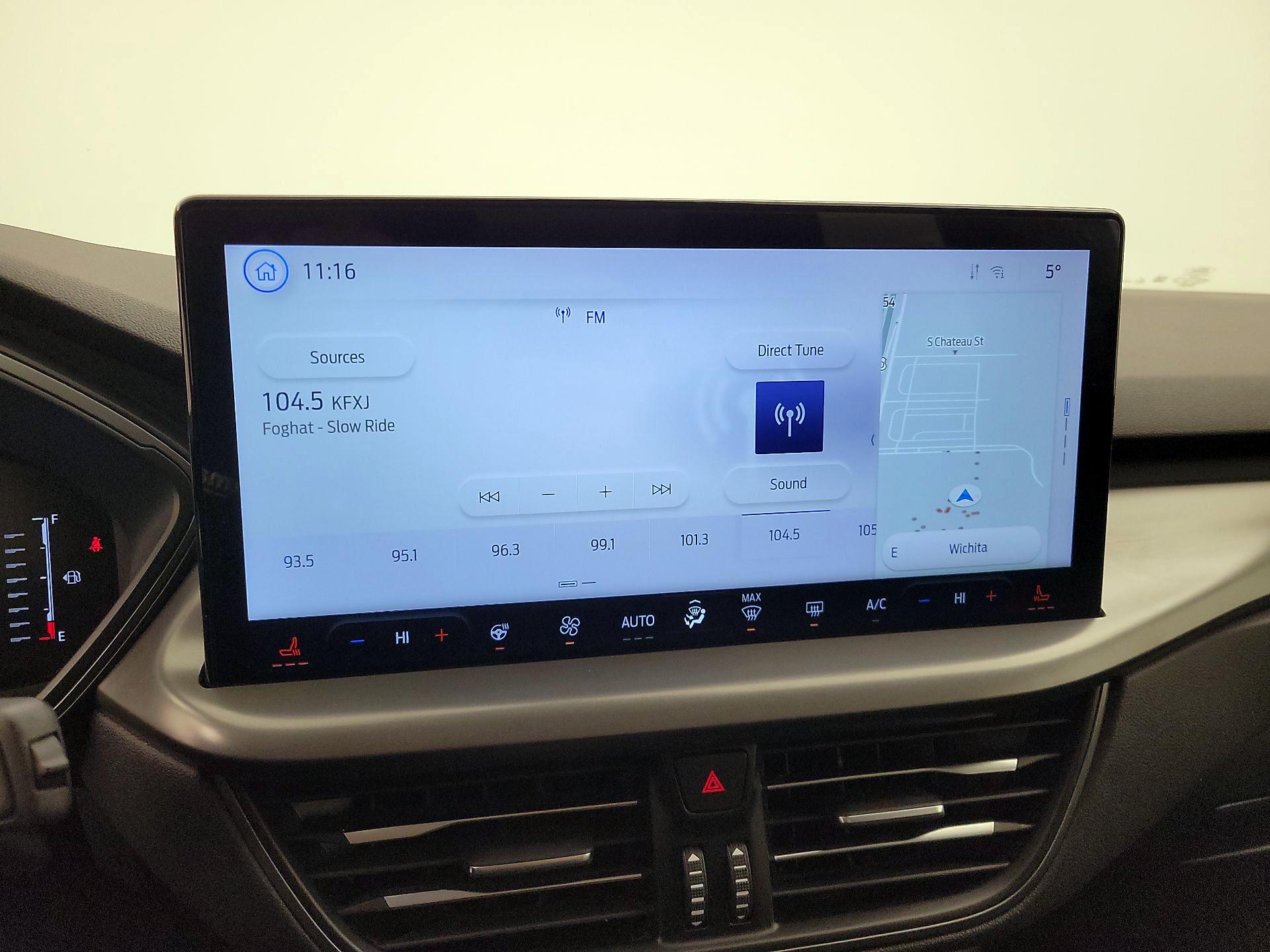 Thumbnail: 2023 Ford Escape - 16