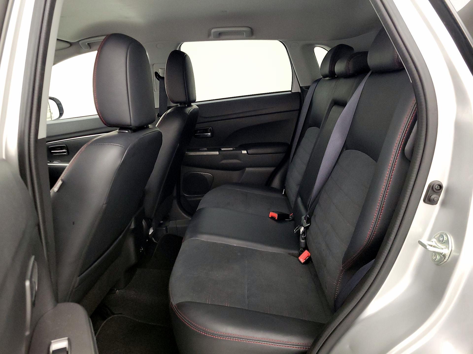 Thumbnail: 2024 Mitsubishi Outlander Sport - 19