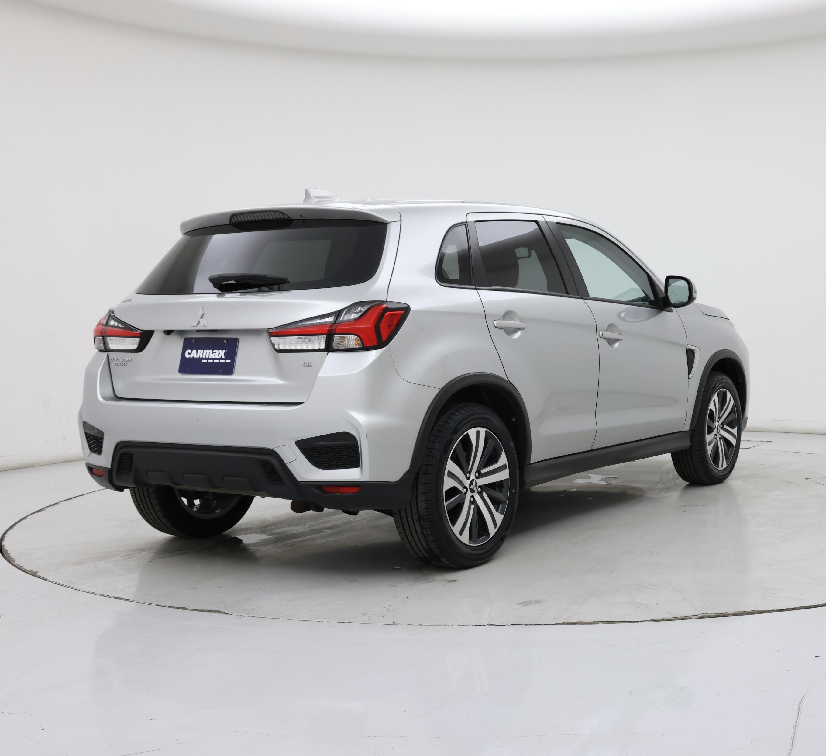 Thumbnail: 2024 Mitsubishi Outlander Sport - 8