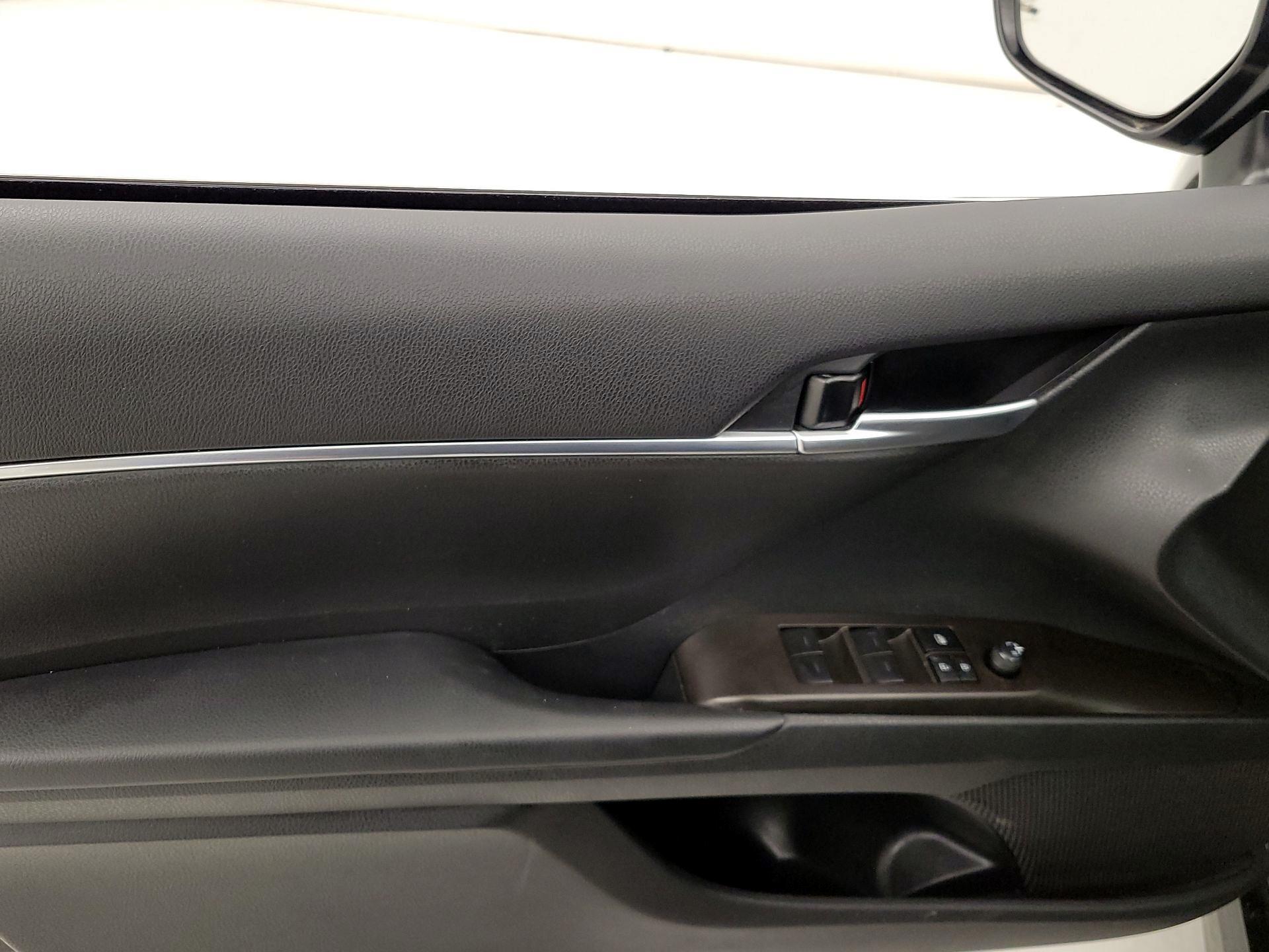 Thumbnail: 2024 Toyota Camry - 12