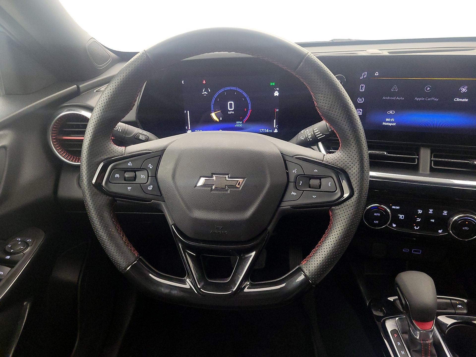 Thumbnail: 2024 Chevrolet Trax - 10