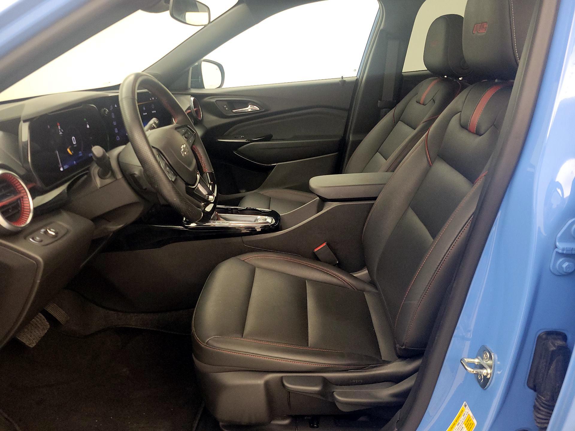 Thumbnail: 2024 Chevrolet Trax - 11