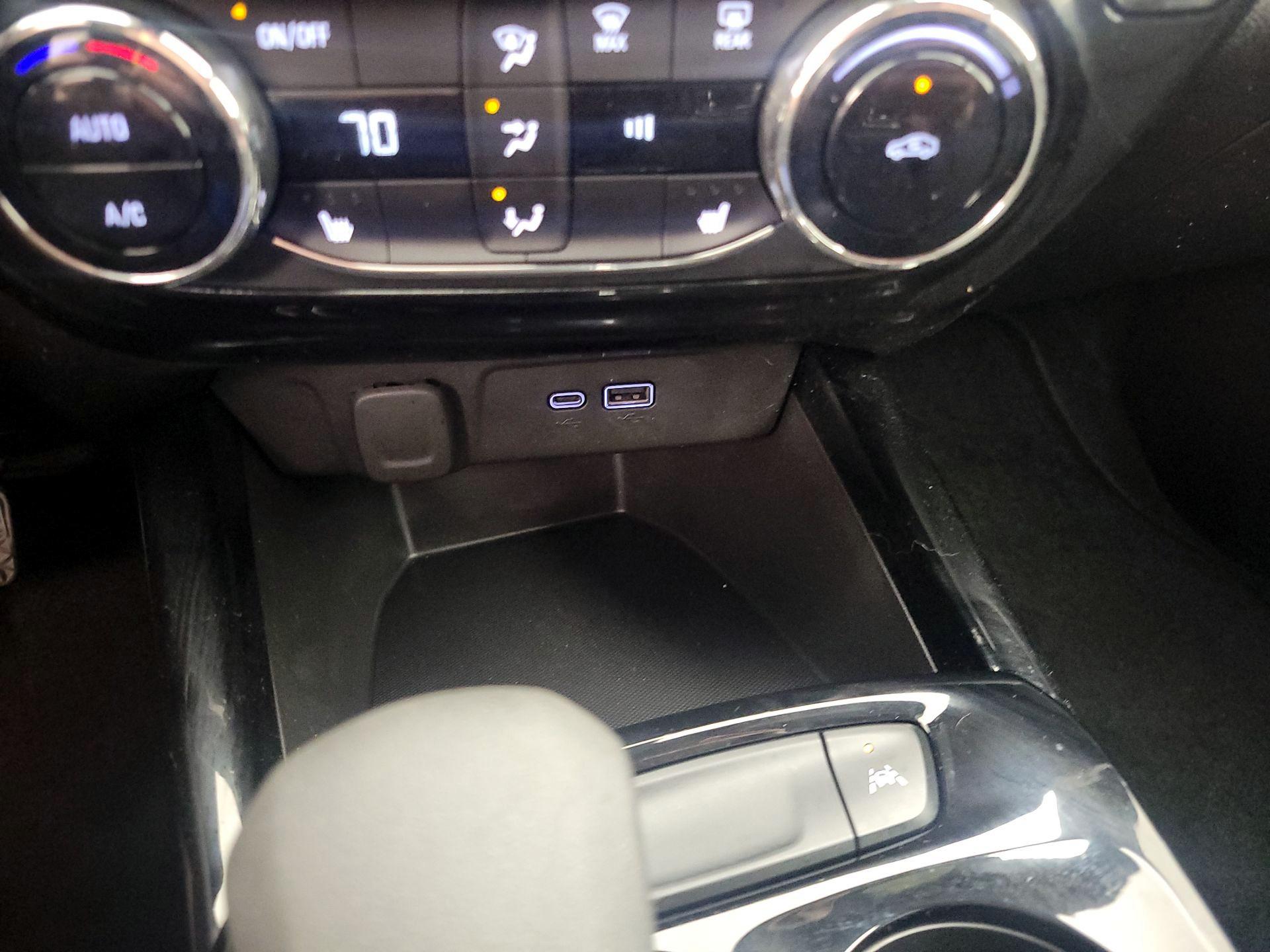 Thumbnail: 2024 Chevrolet Trax - 18