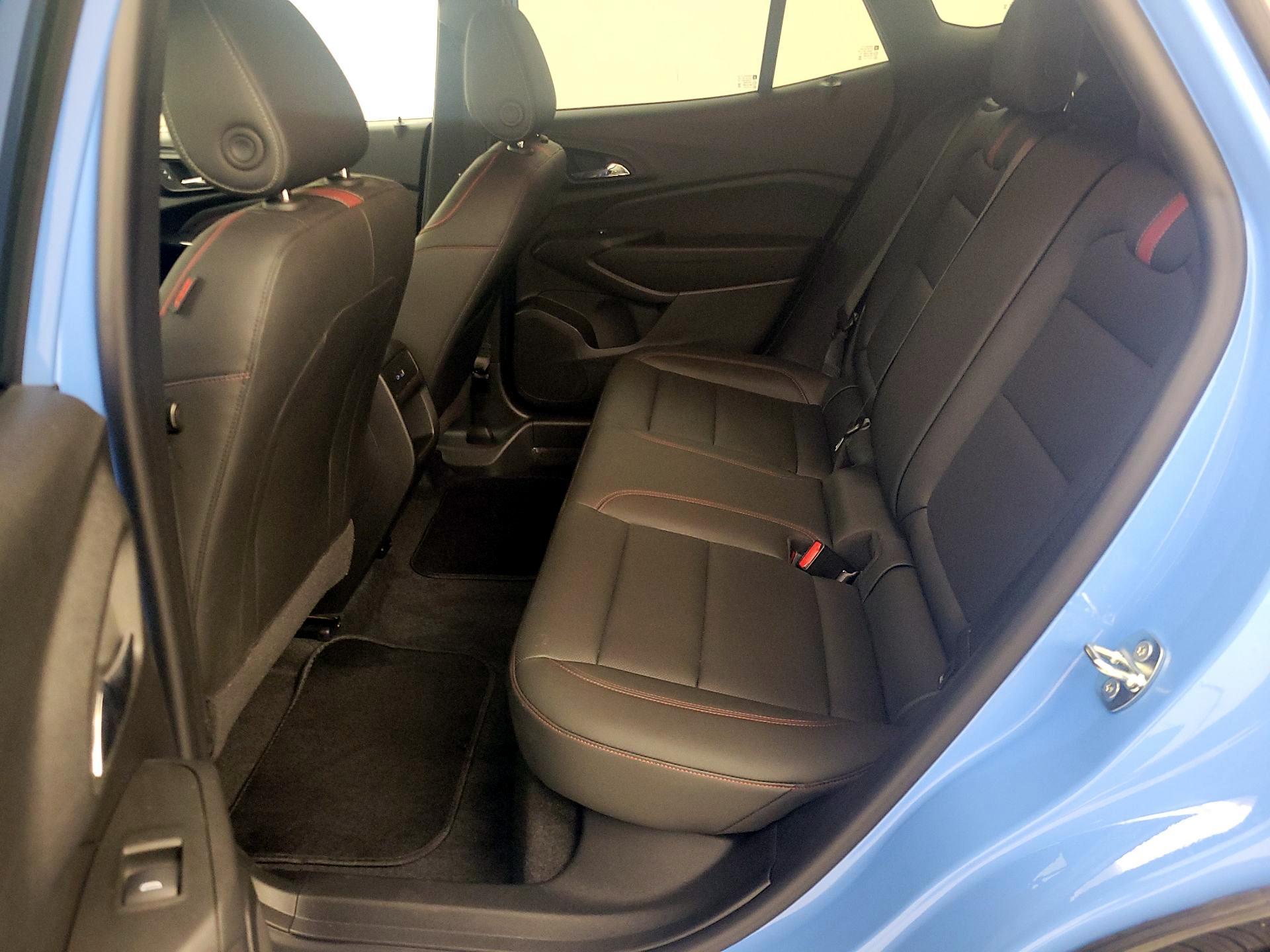 Thumbnail: 2024 Chevrolet Trax - 19