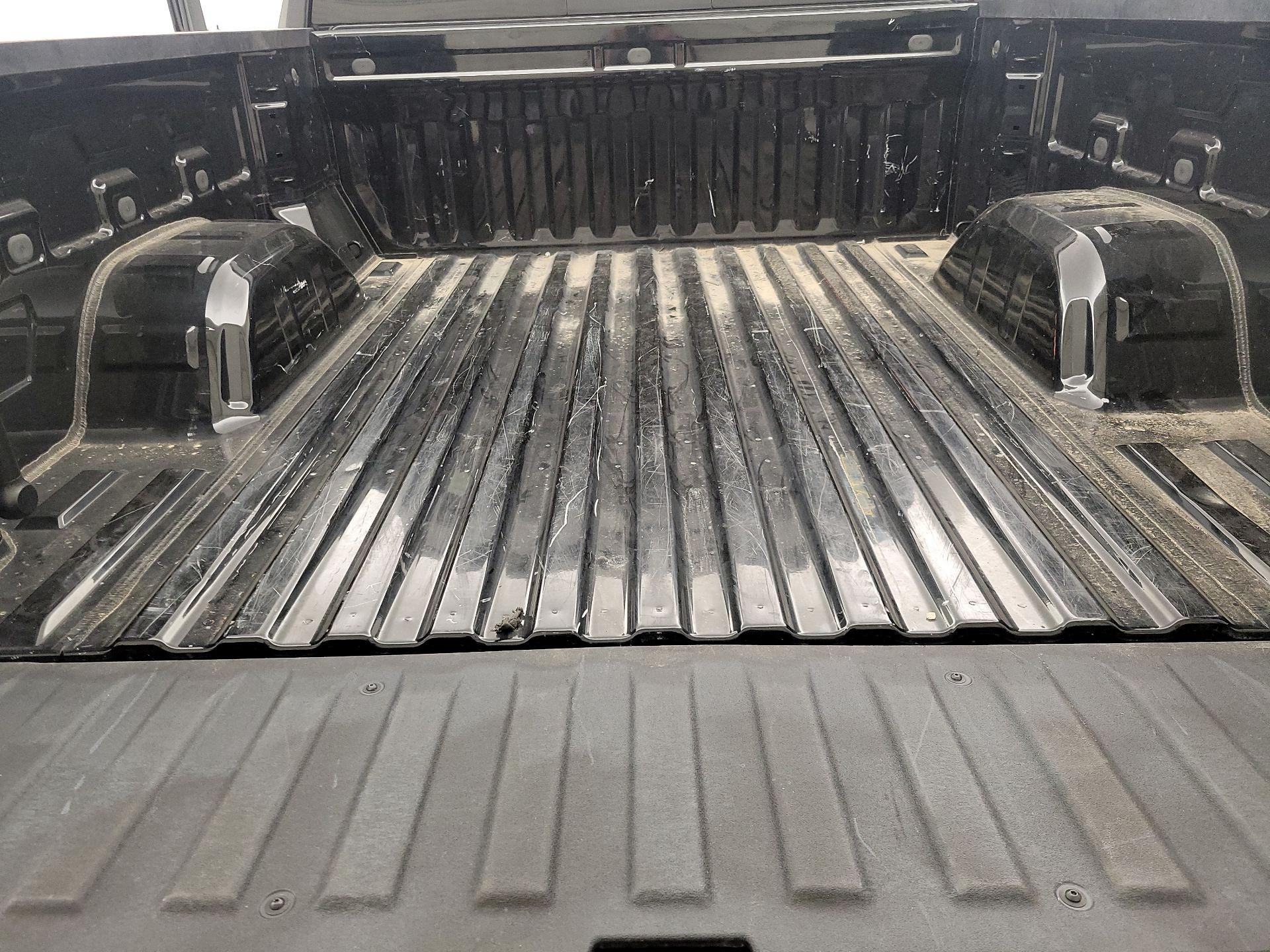 Thumbnail: 2023 Chevrolet Silverado 1500 - 20