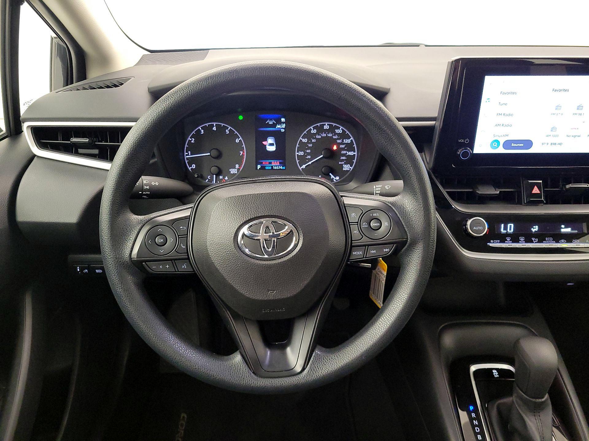 Thumbnail: 2025 Toyota Corolla - 10