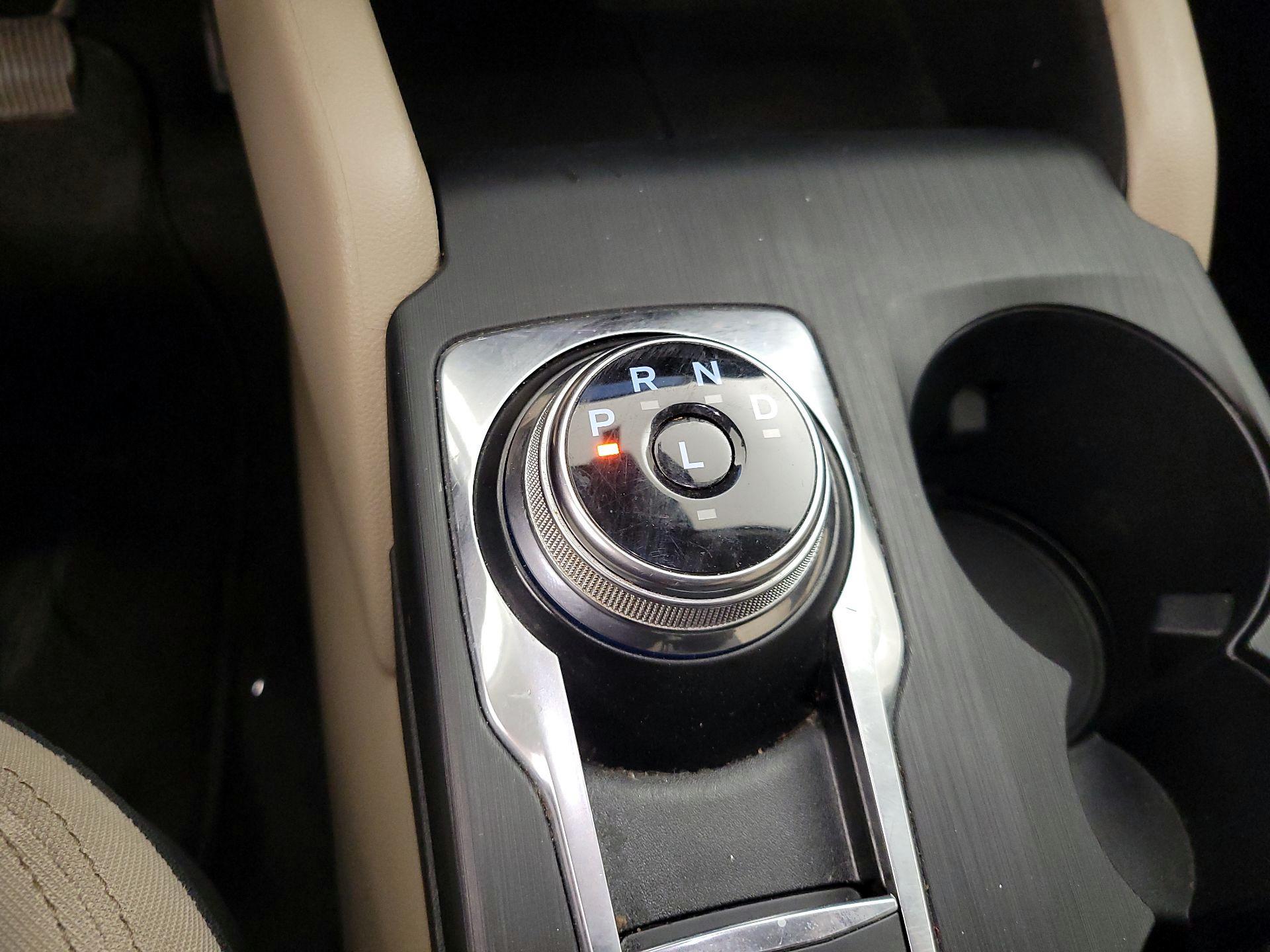 Thumbnail: 2020 Ford Escape - 17