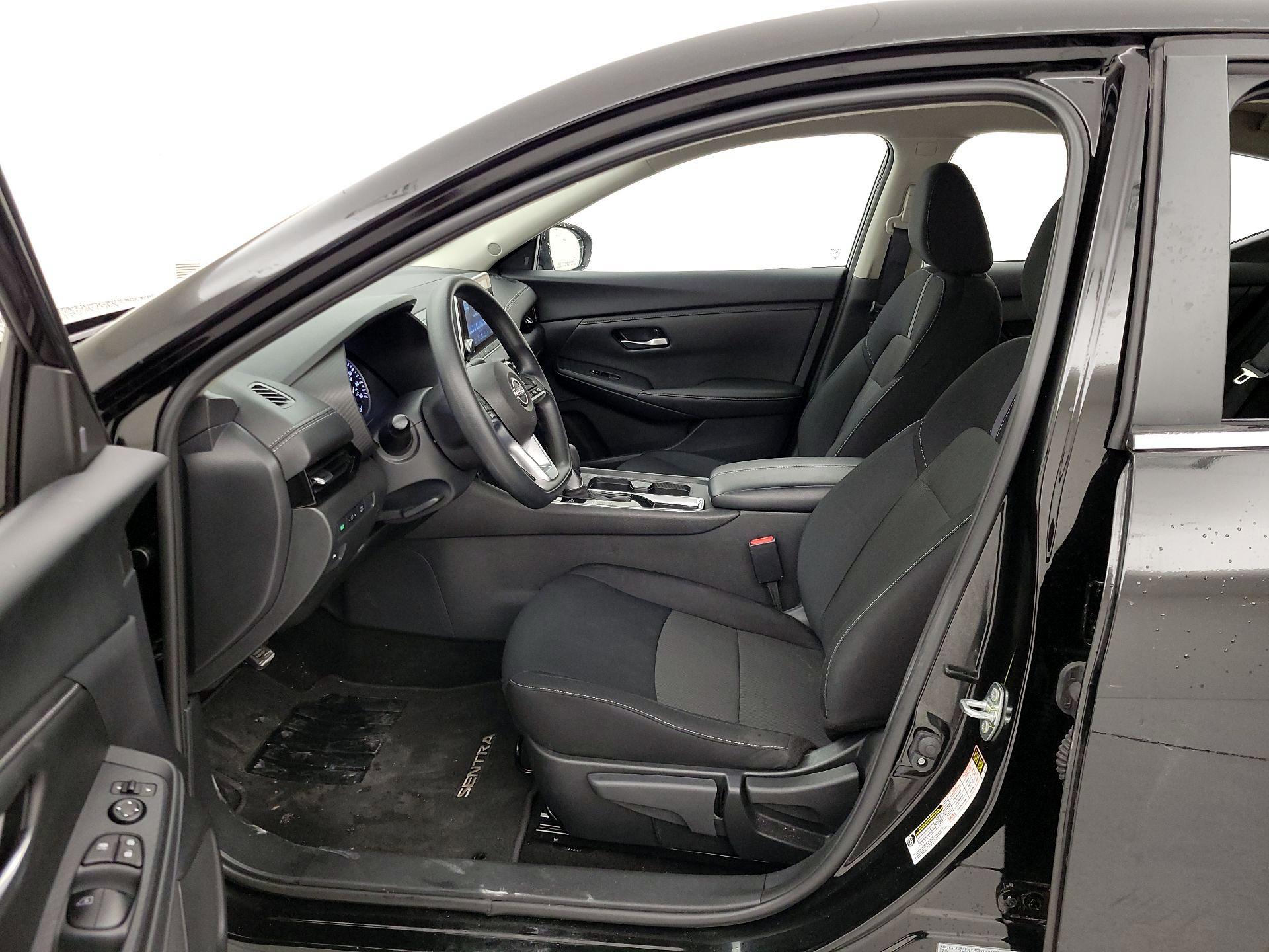 Thumbnail: 2025 Nissan Sentra - 11