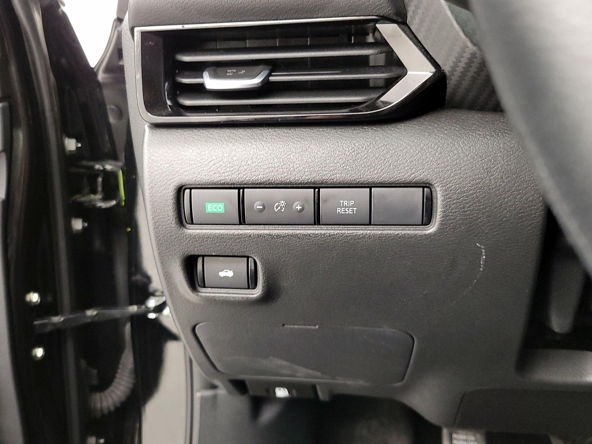 Thumbnail: 2025 Nissan Sentra - 13