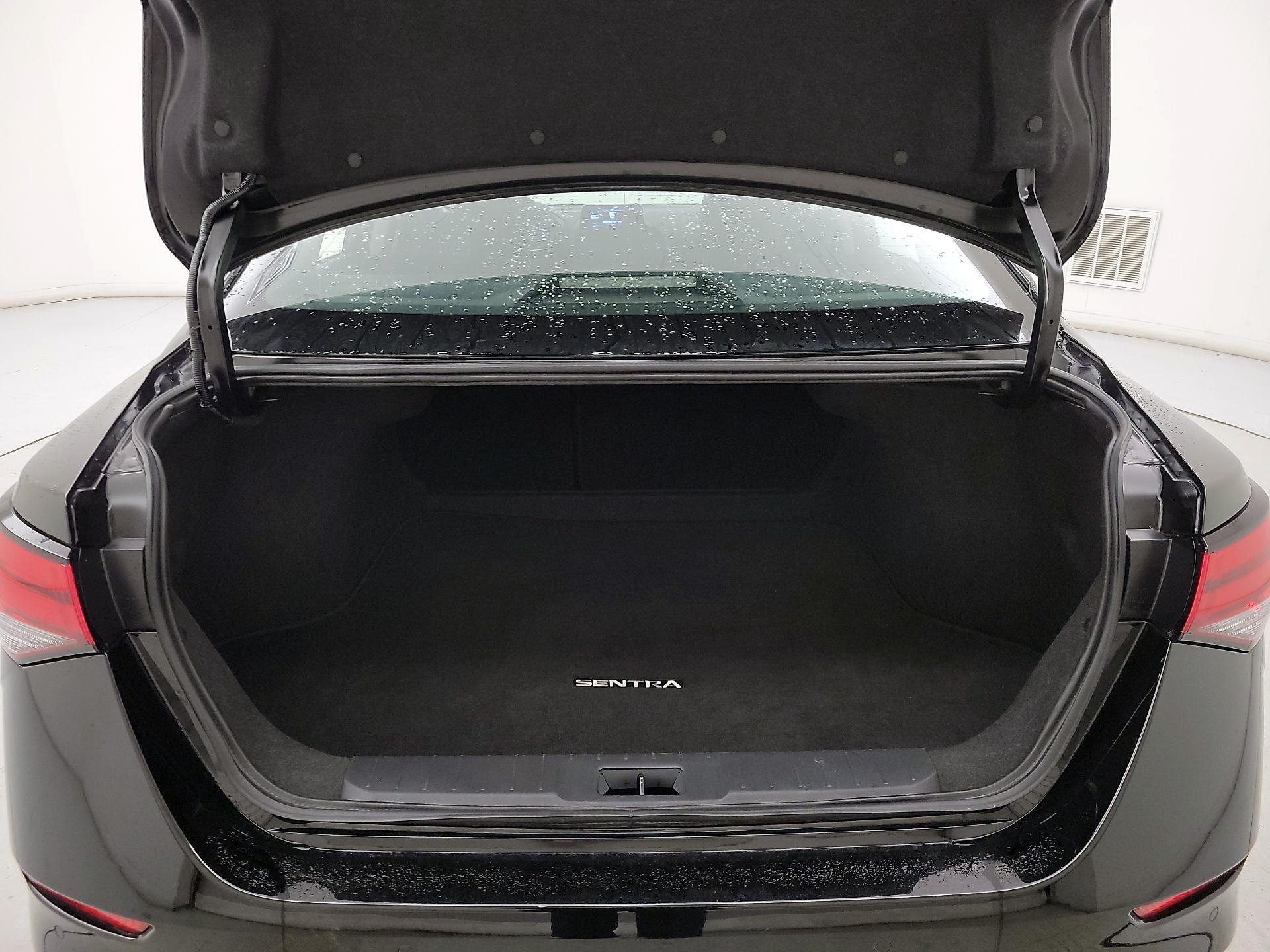 Thumbnail: 2025 Nissan Sentra - 20