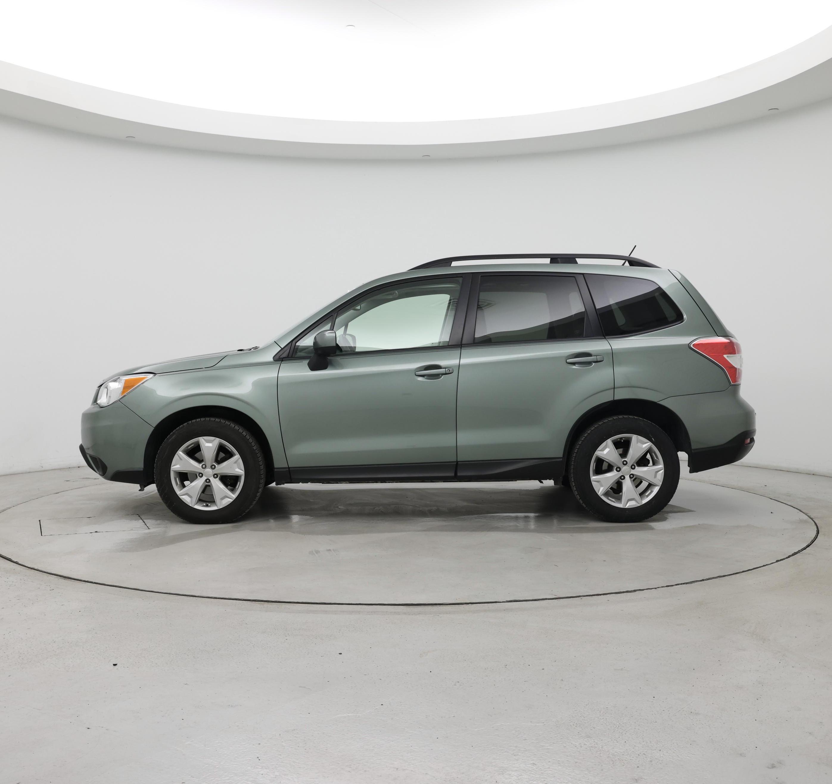 Thumbnail: 2015 Subaru Forester - 3