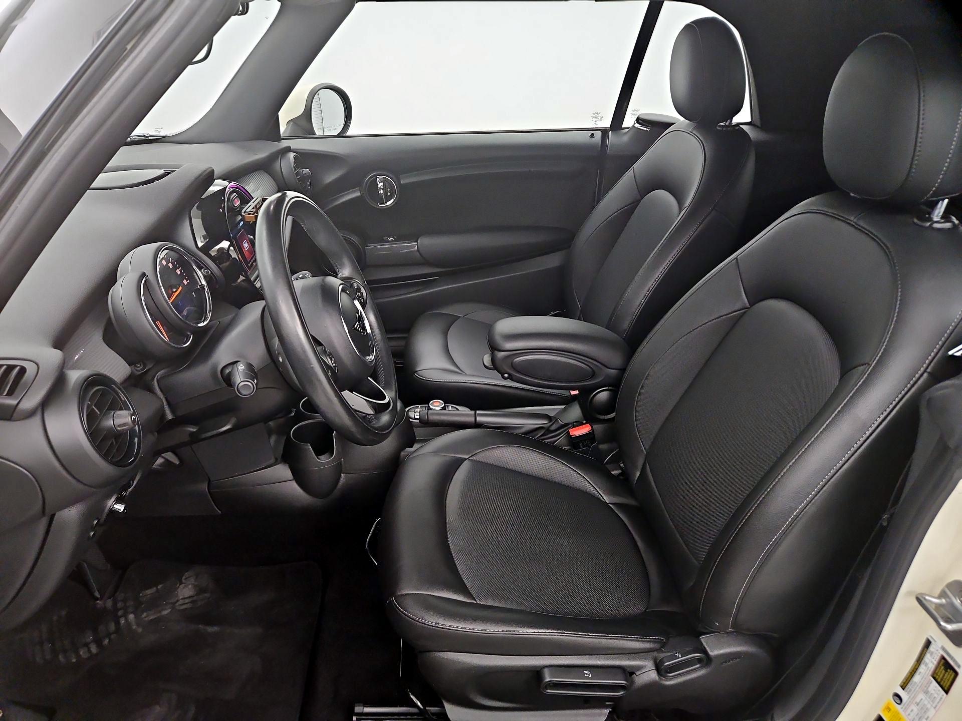 Thumbnail: 2019 MINI Cooper - 11