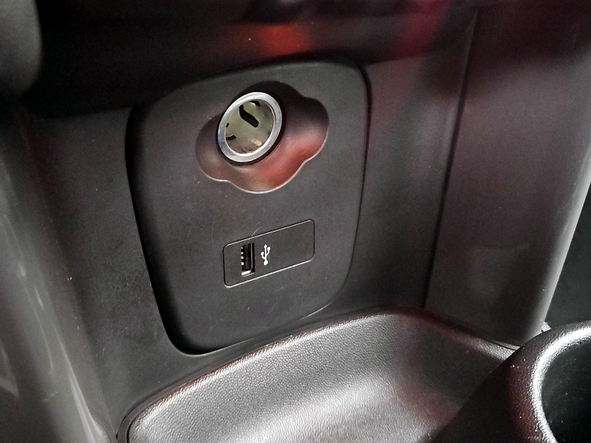 Thumbnail: 2019 MINI Cooper - 18