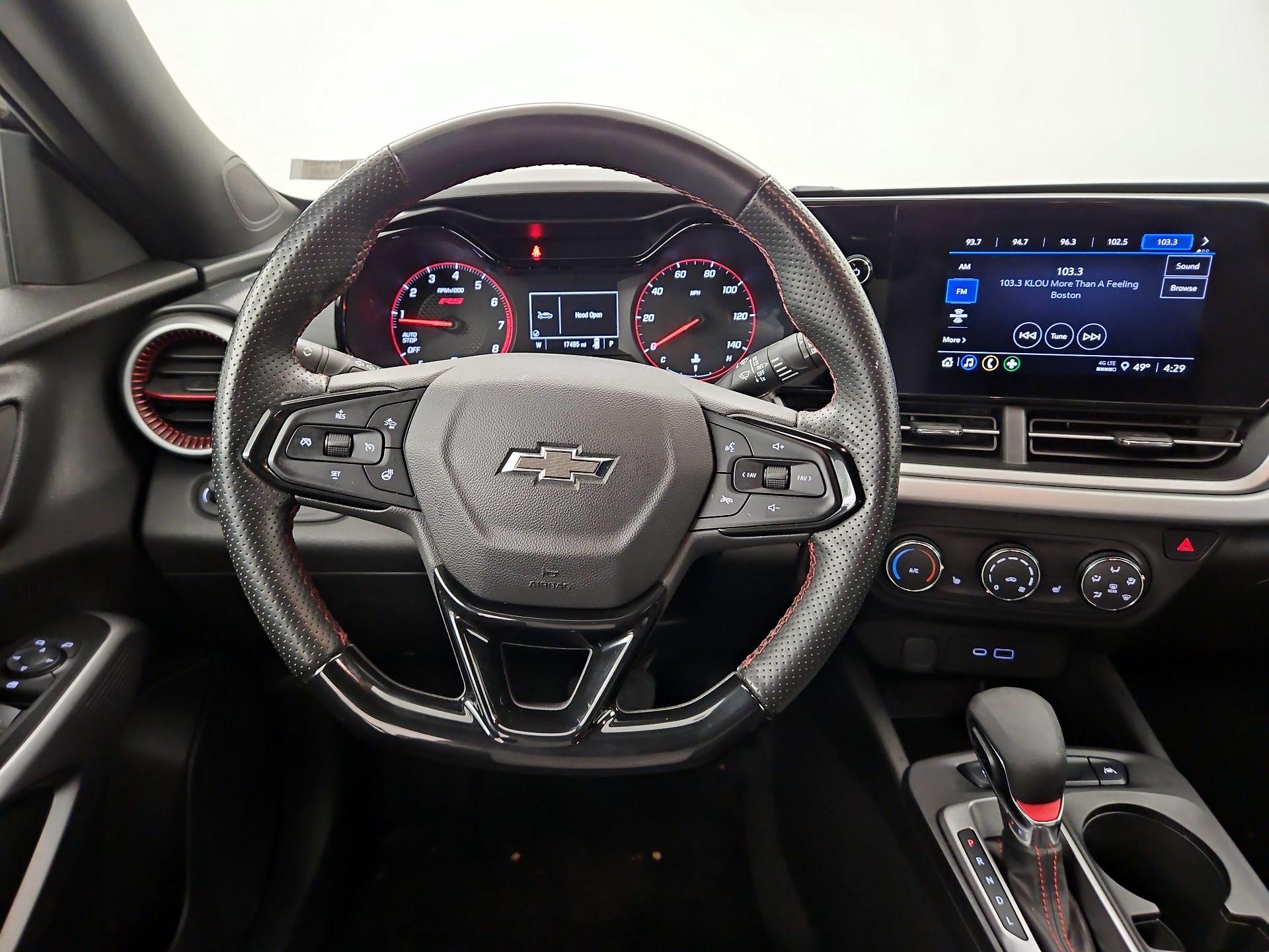 Thumbnail: 2024 Chevrolet Trax - 10