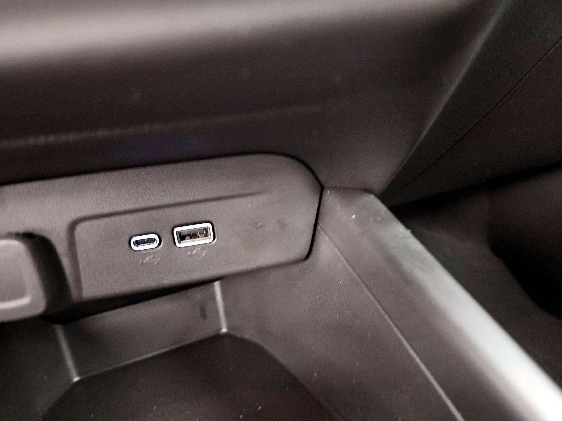 Thumbnail: 2024 Chevrolet Trax - 18