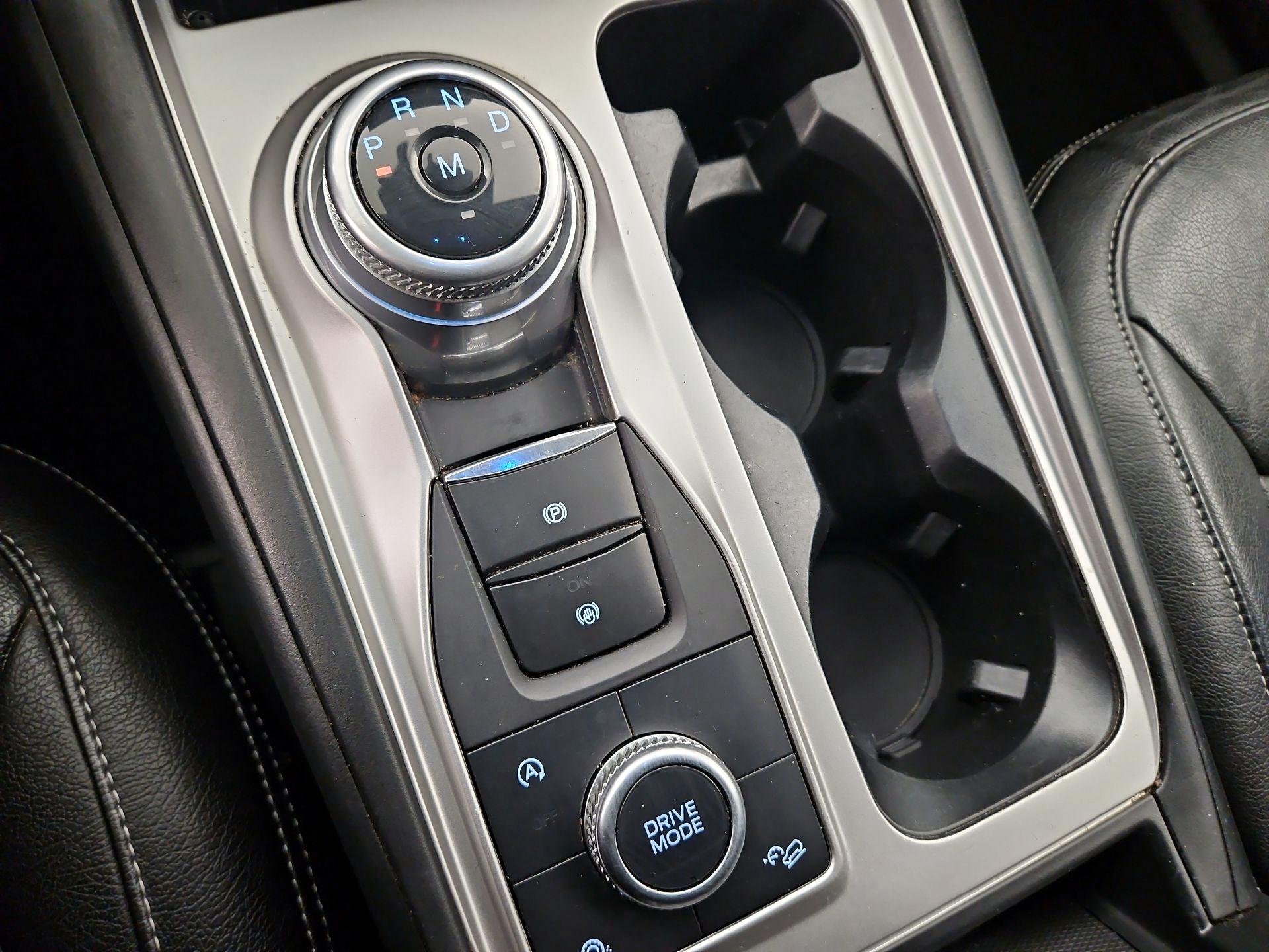 Thumbnail: 2020 Ford Explorer - 17