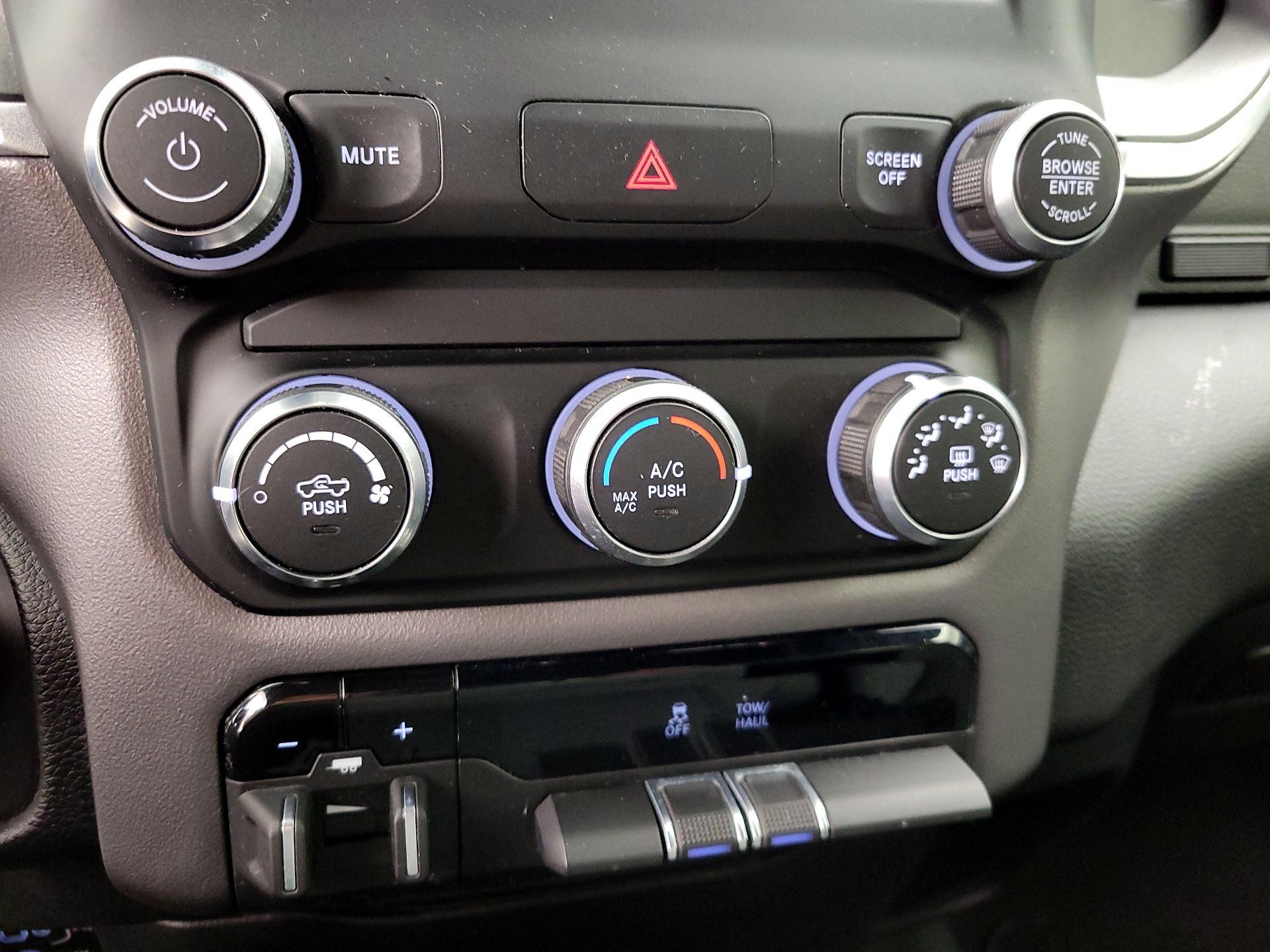 Thumbnail: 2022 RAM 1500 - 16