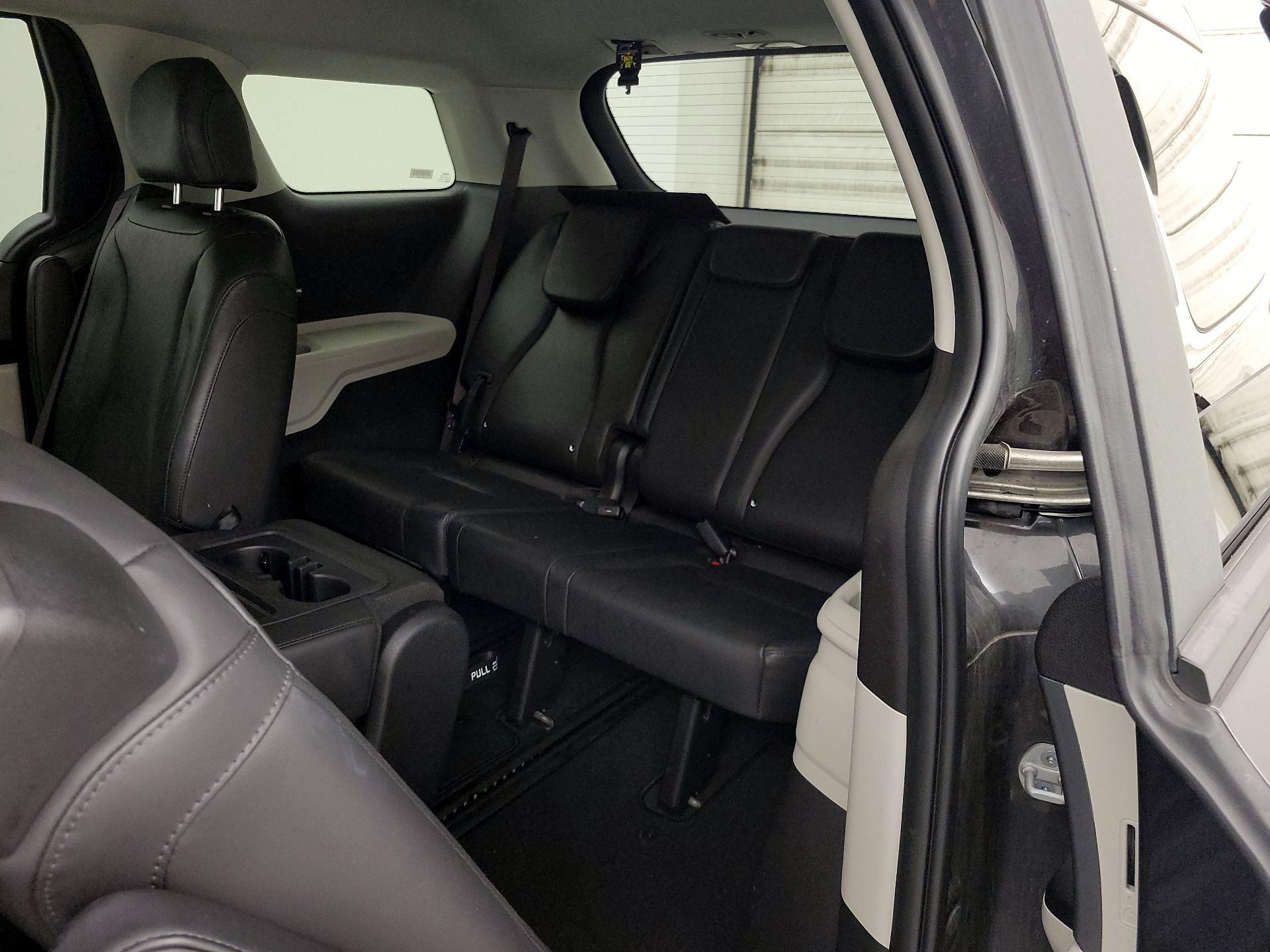 Thumbnail: 2024 Kia Carnival - 20