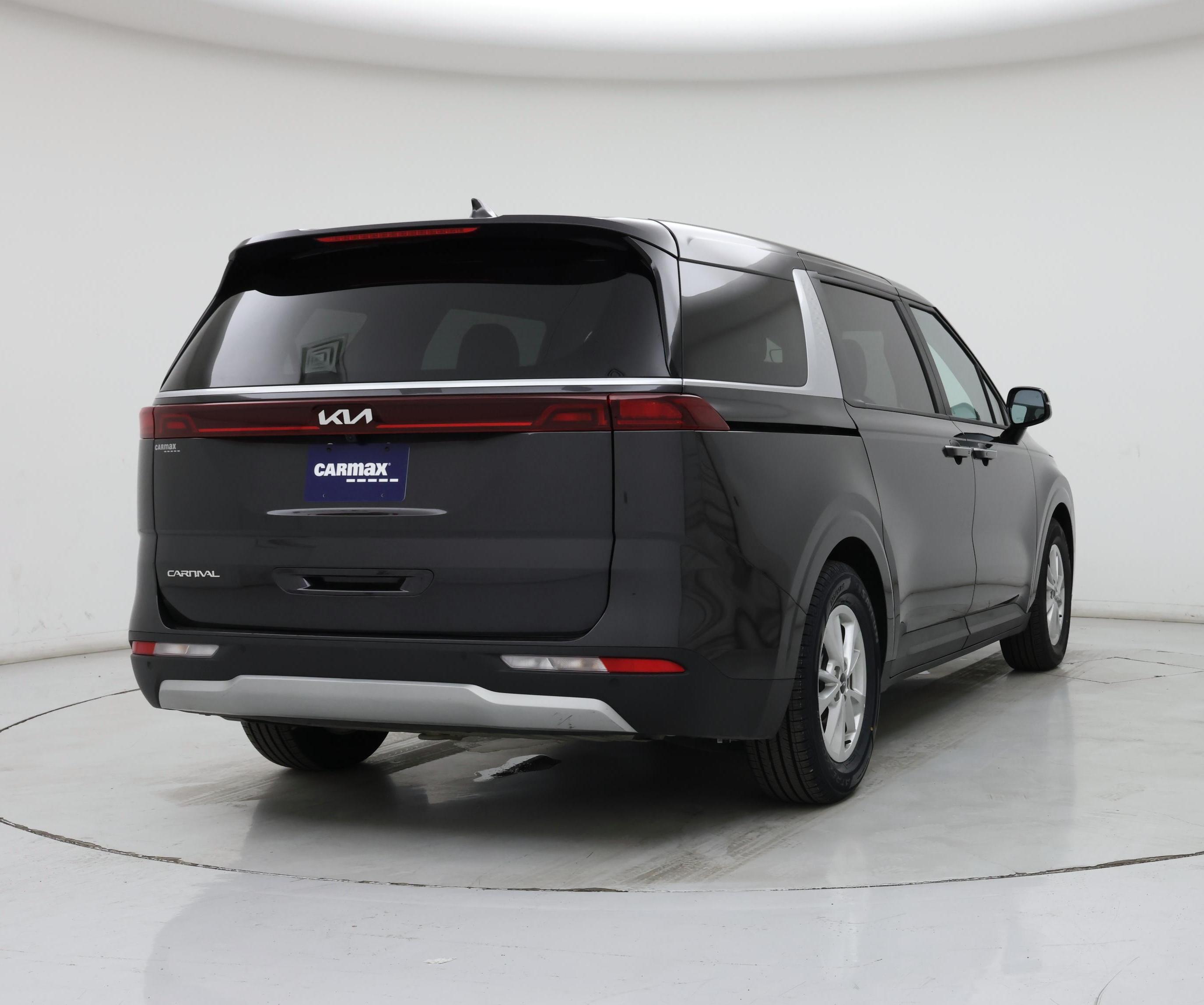 Thumbnail: 2024 Kia Carnival - 8