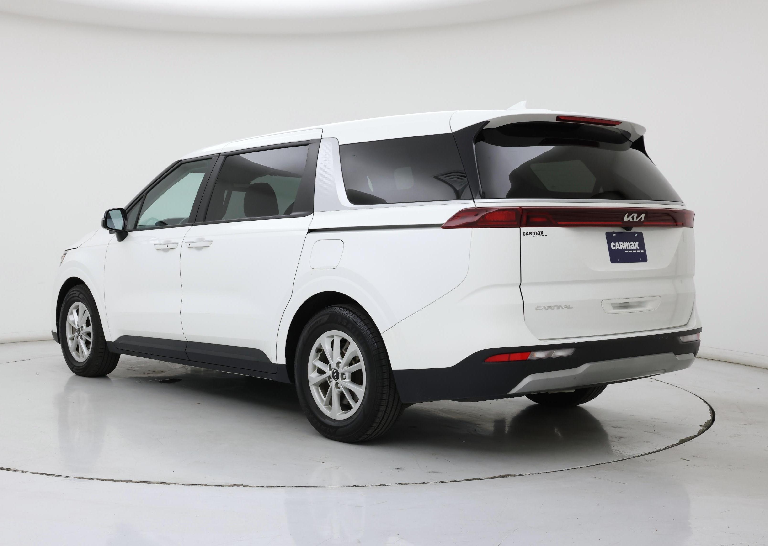 Thumbnail: 2024 Kia Carnival - 2