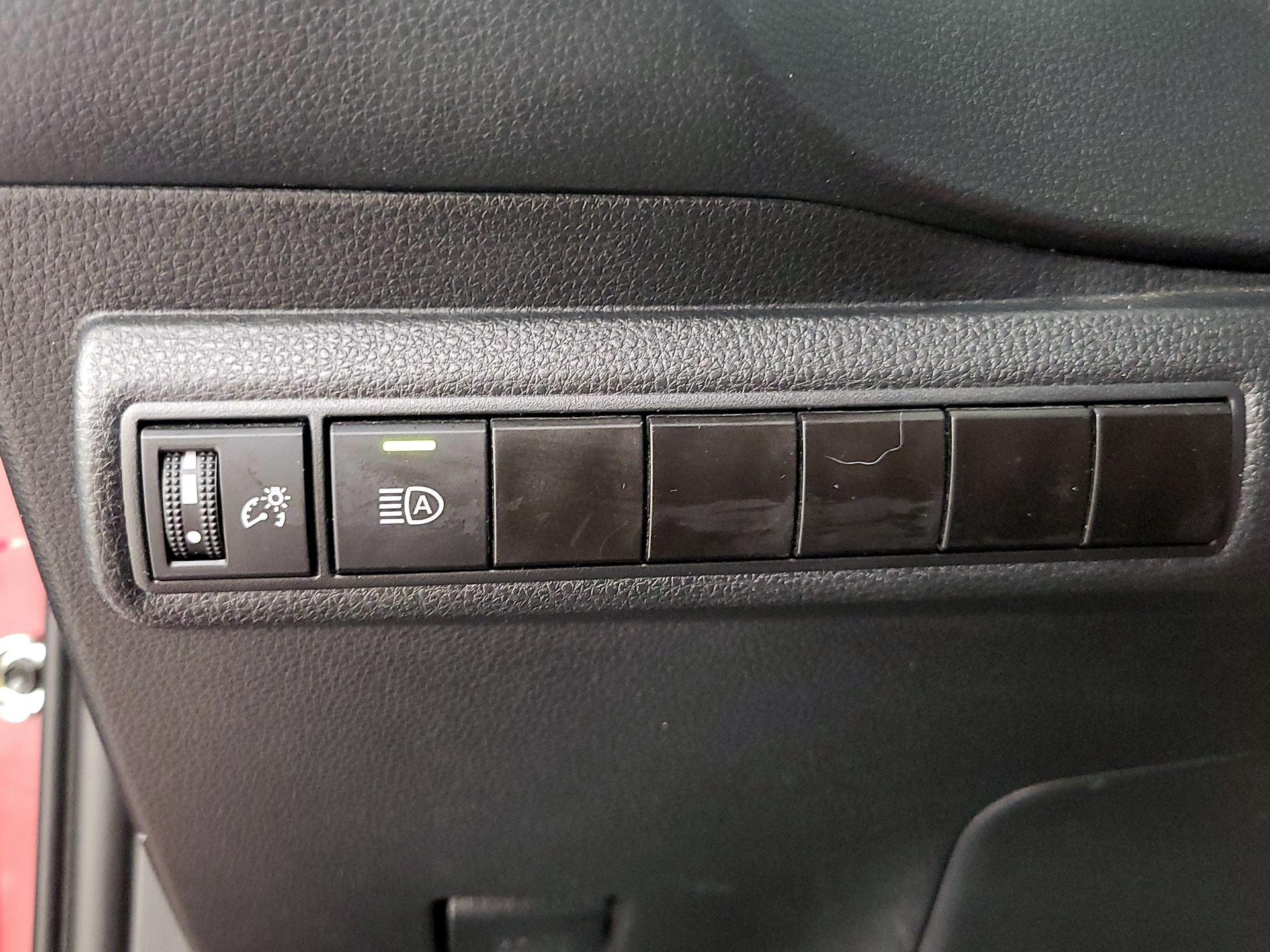 Thumbnail: 2024 Toyota Corolla - 13