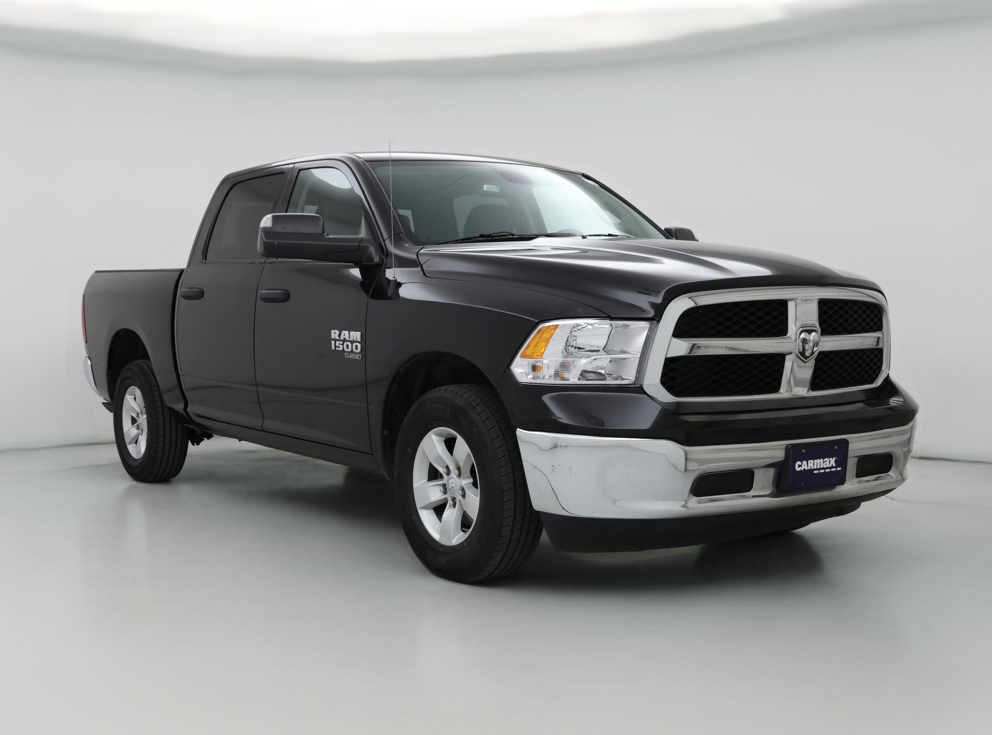 Thumbnail: 2023 RAM 1500 Classic - 1