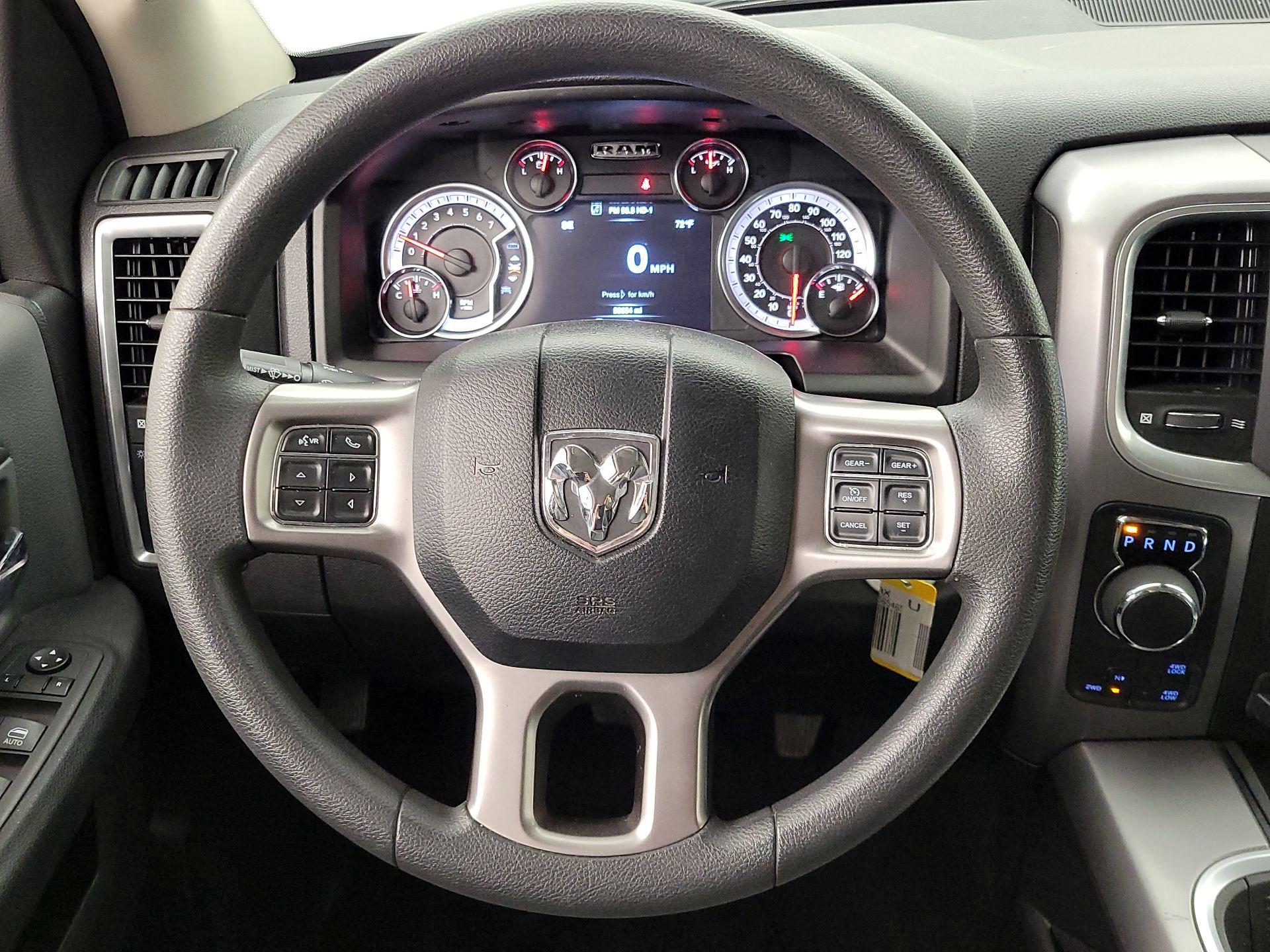 Thumbnail: 2023 RAM 1500 Classic - 10