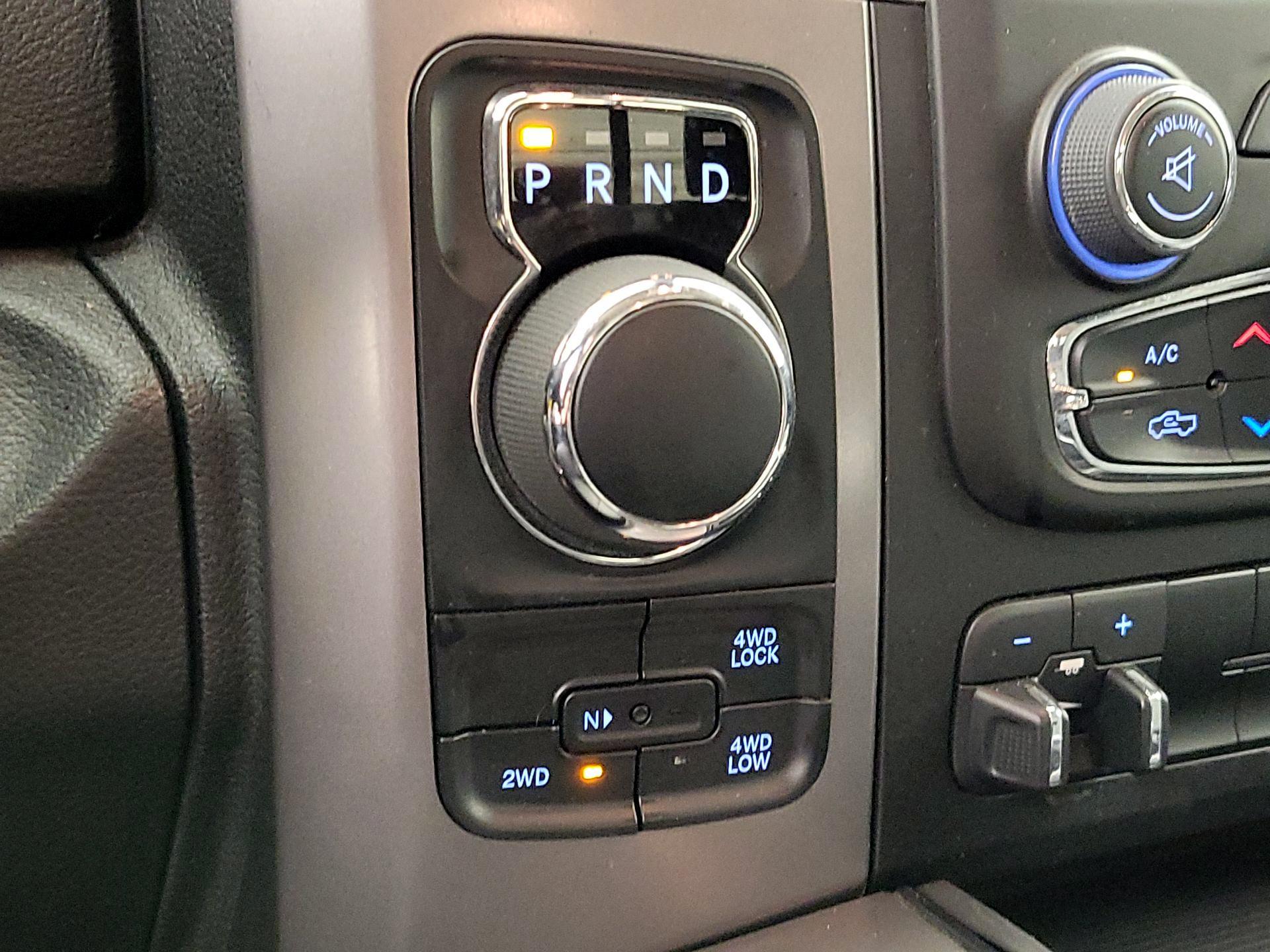 Thumbnail: 2023 RAM 1500 Classic - 18